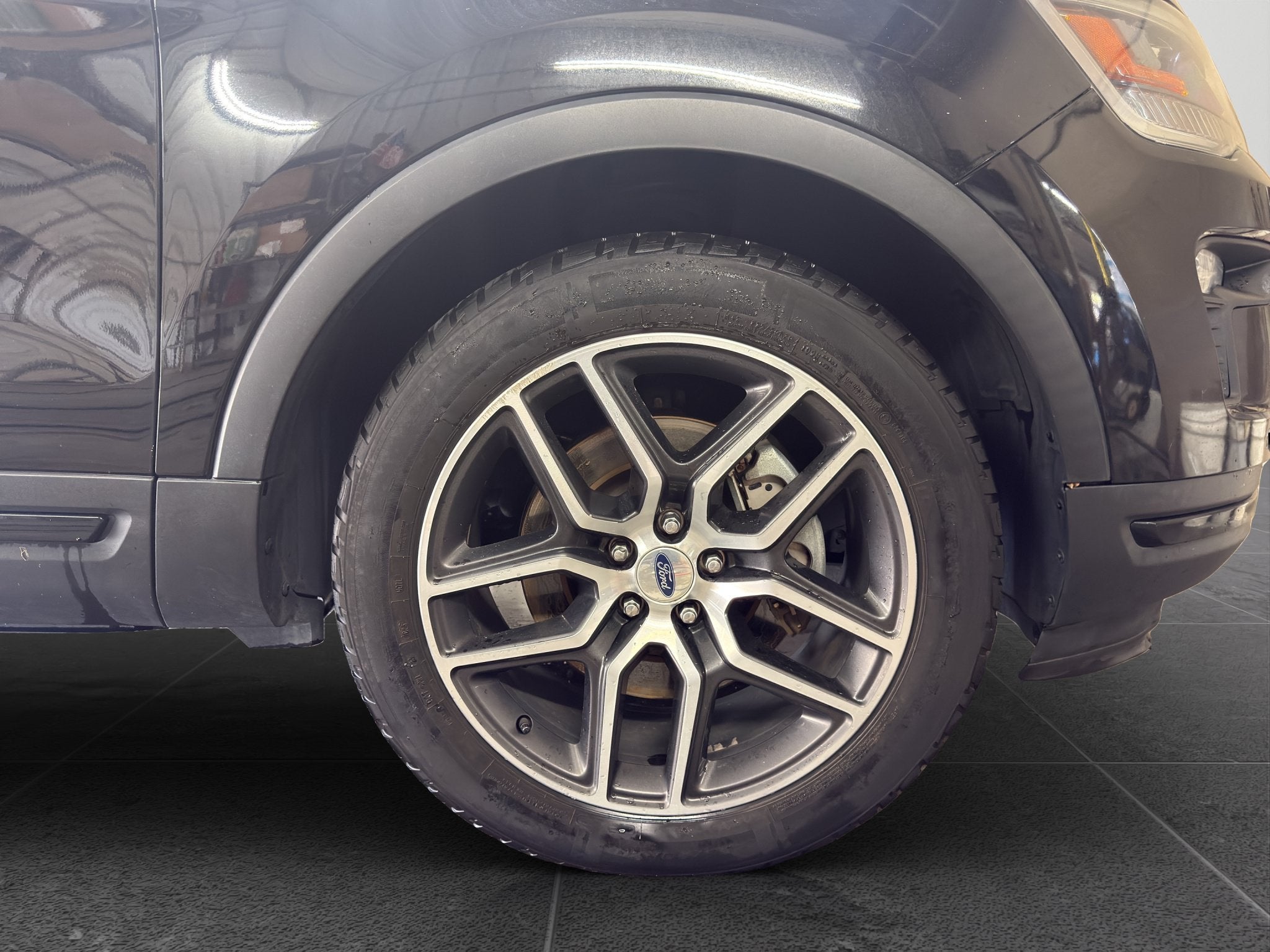 2019 Ford Explorer Sport