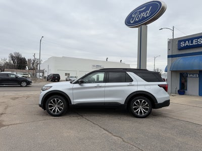 2026 Ford Explorer ST-Line