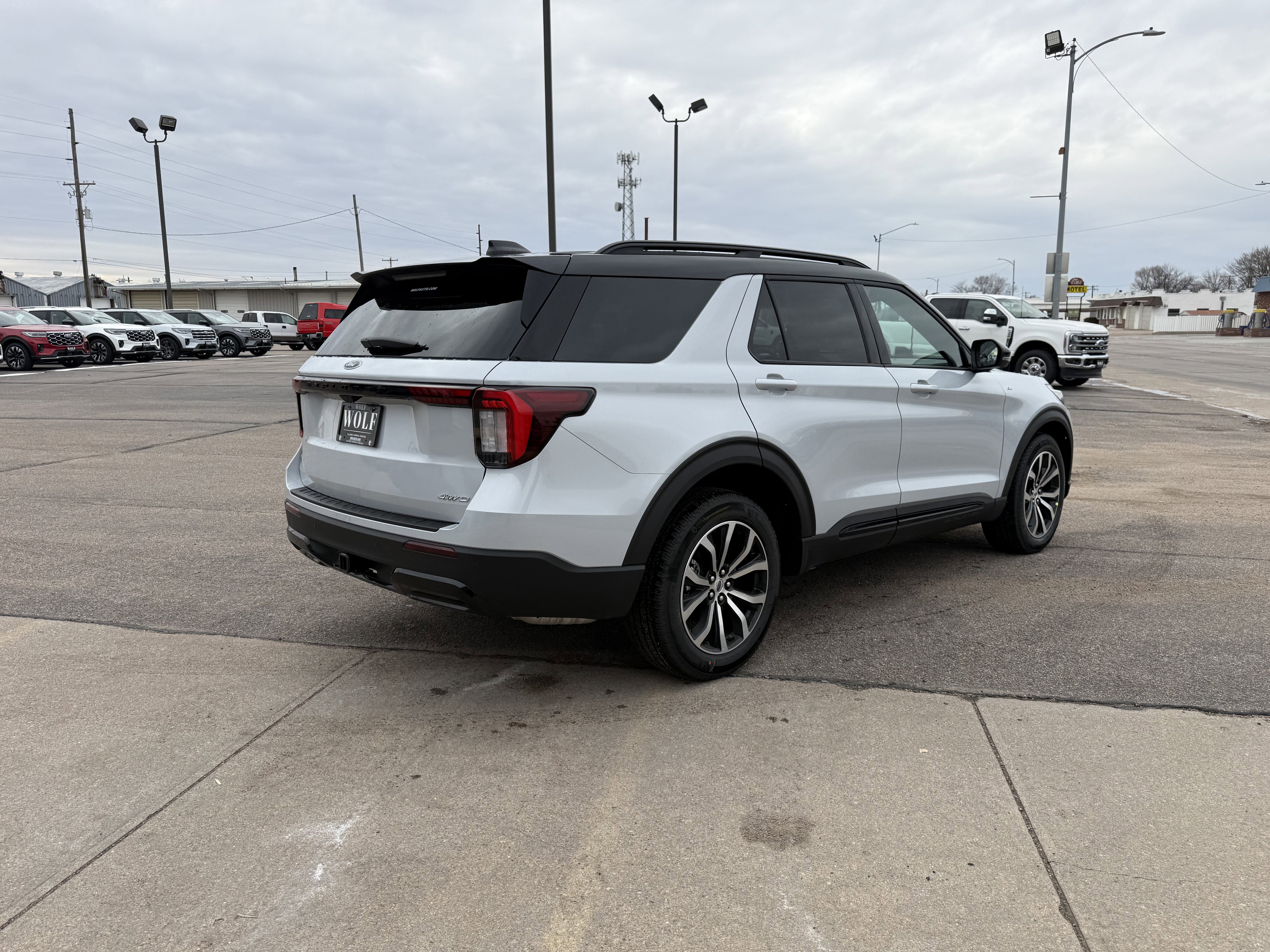 2026 Ford Explorer ST-Line