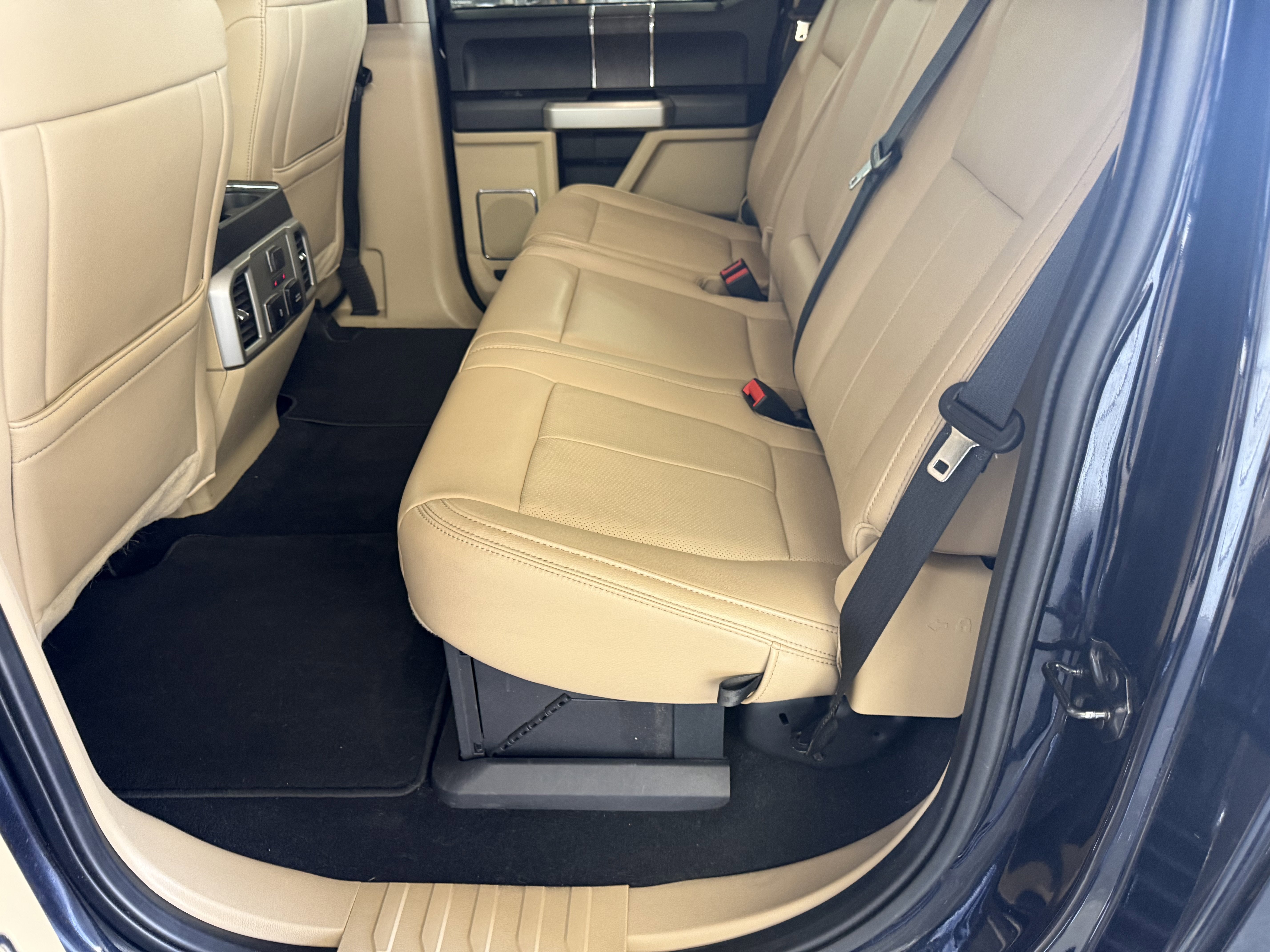 2021 Ford Super Duty F-250 SRW LARI