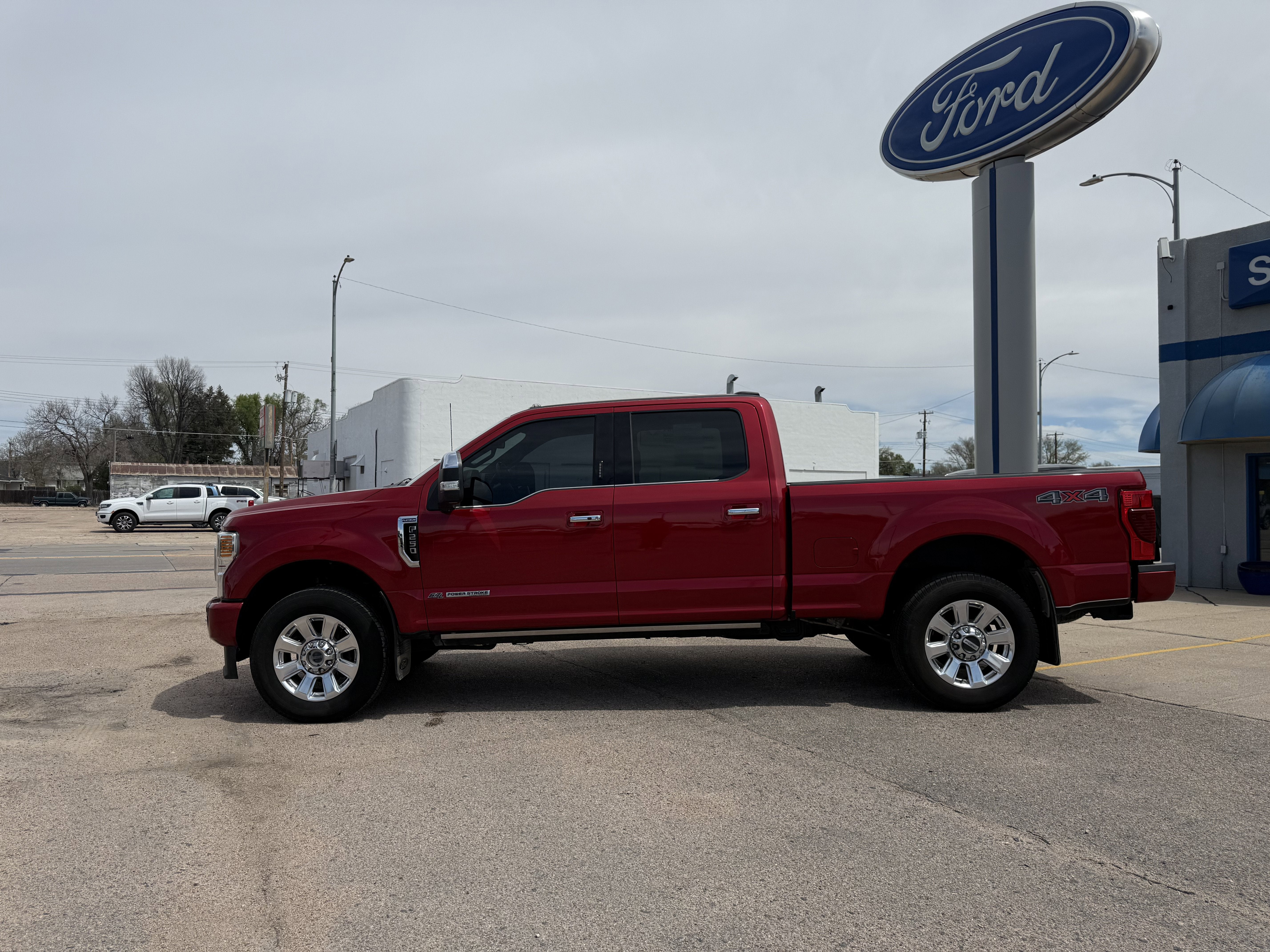 2022 Ford Super Duty F-250 SRW Plat