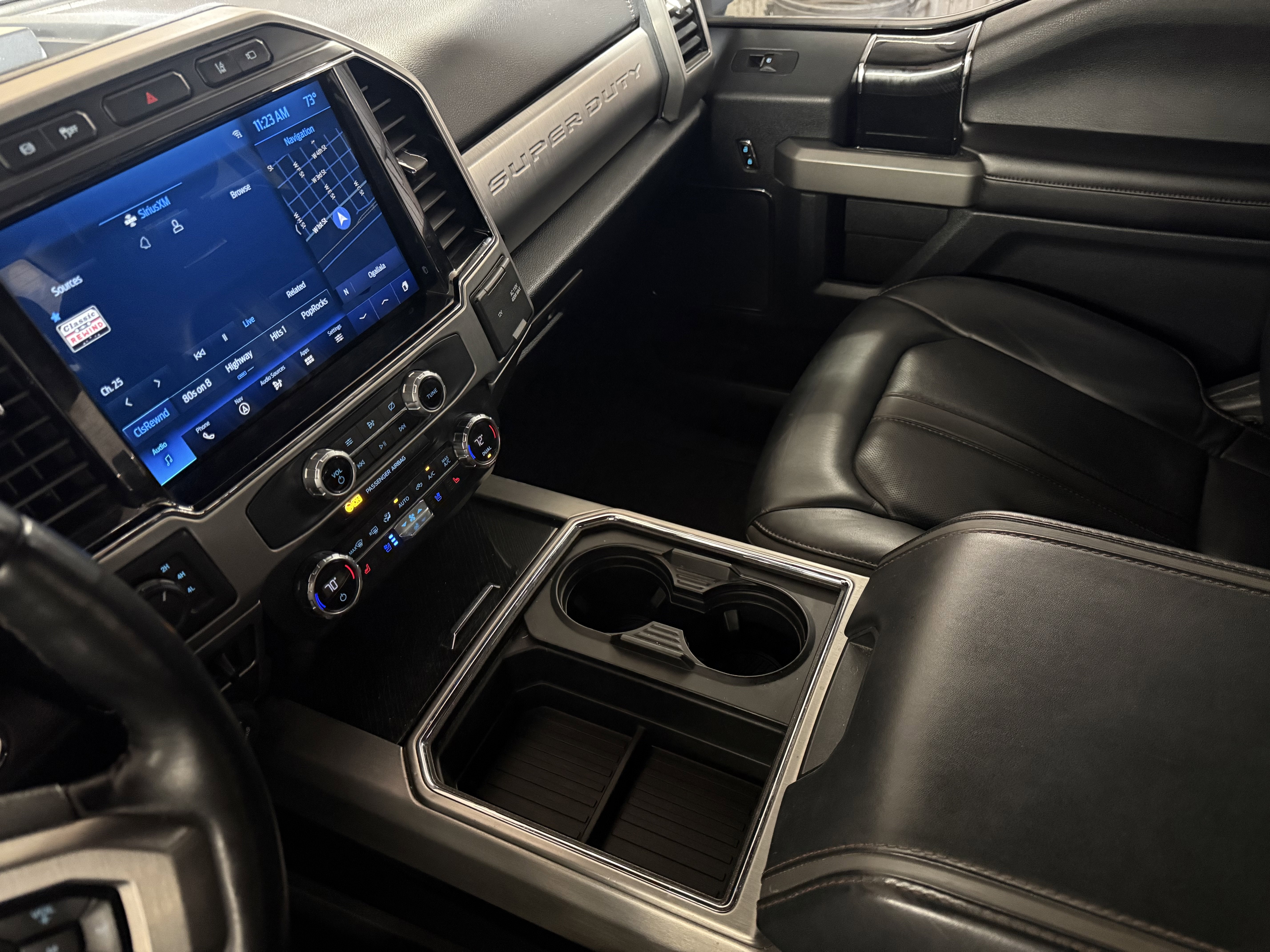 2022 Ford Super Duty F-250 SRW Plat