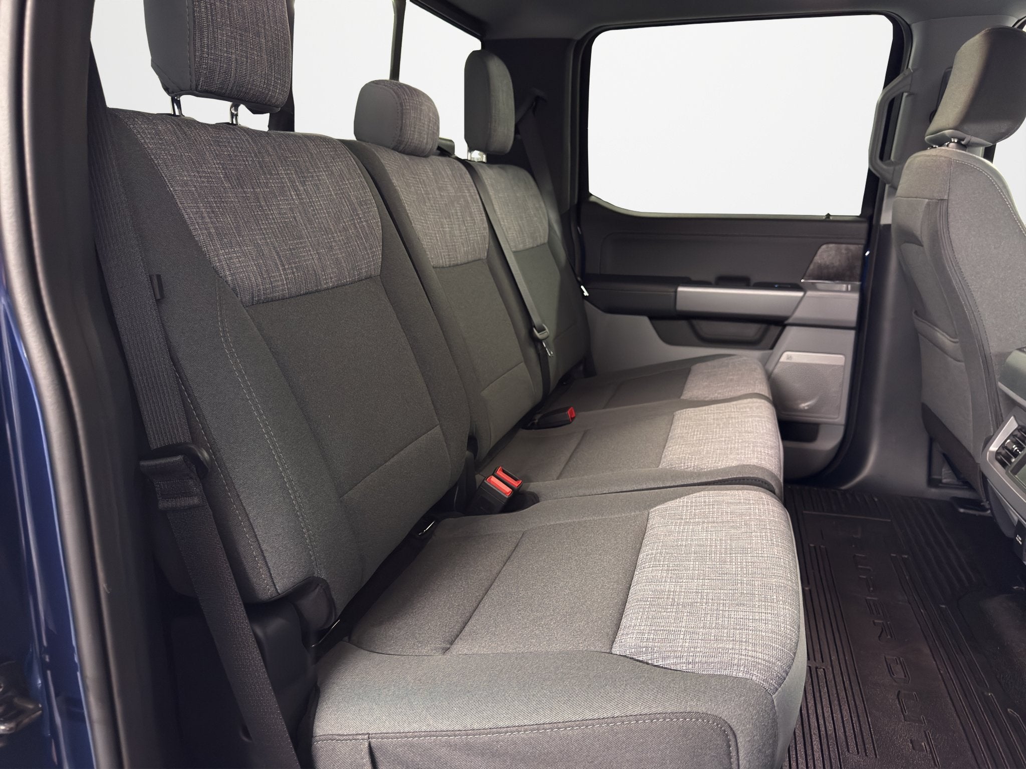 2027 Ford Super Duty F-250 SRW F-250® XLT