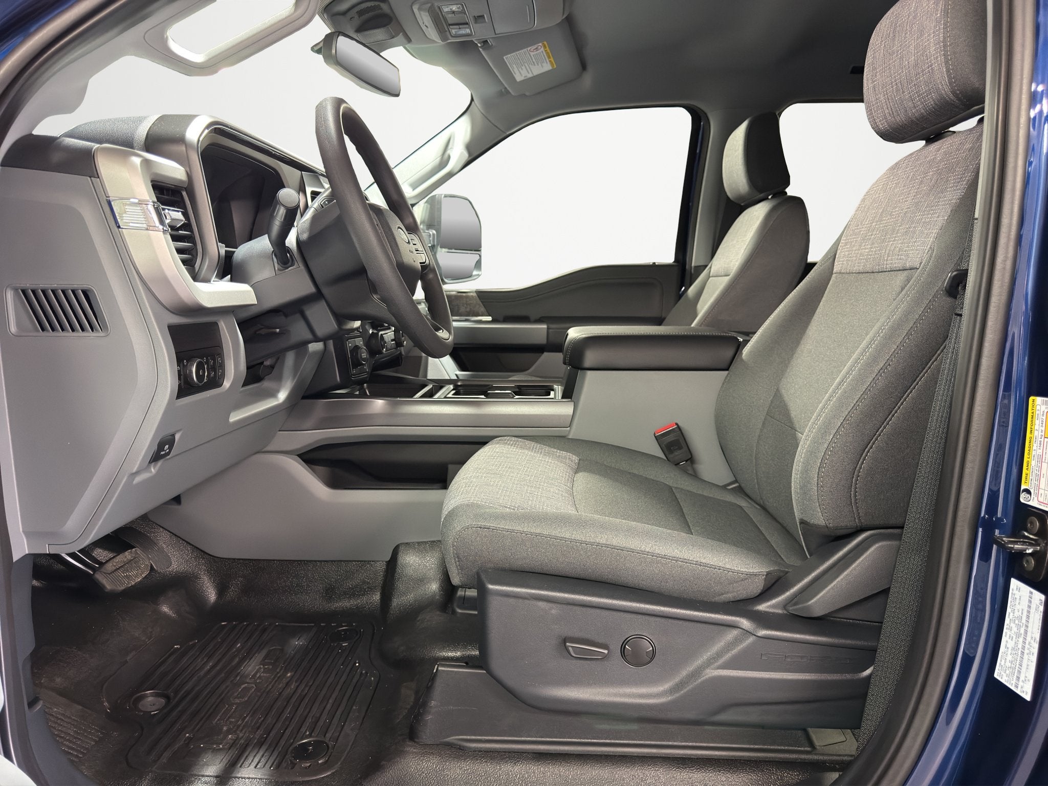 2027 Ford Super Duty F-250 SRW F-250® XLT