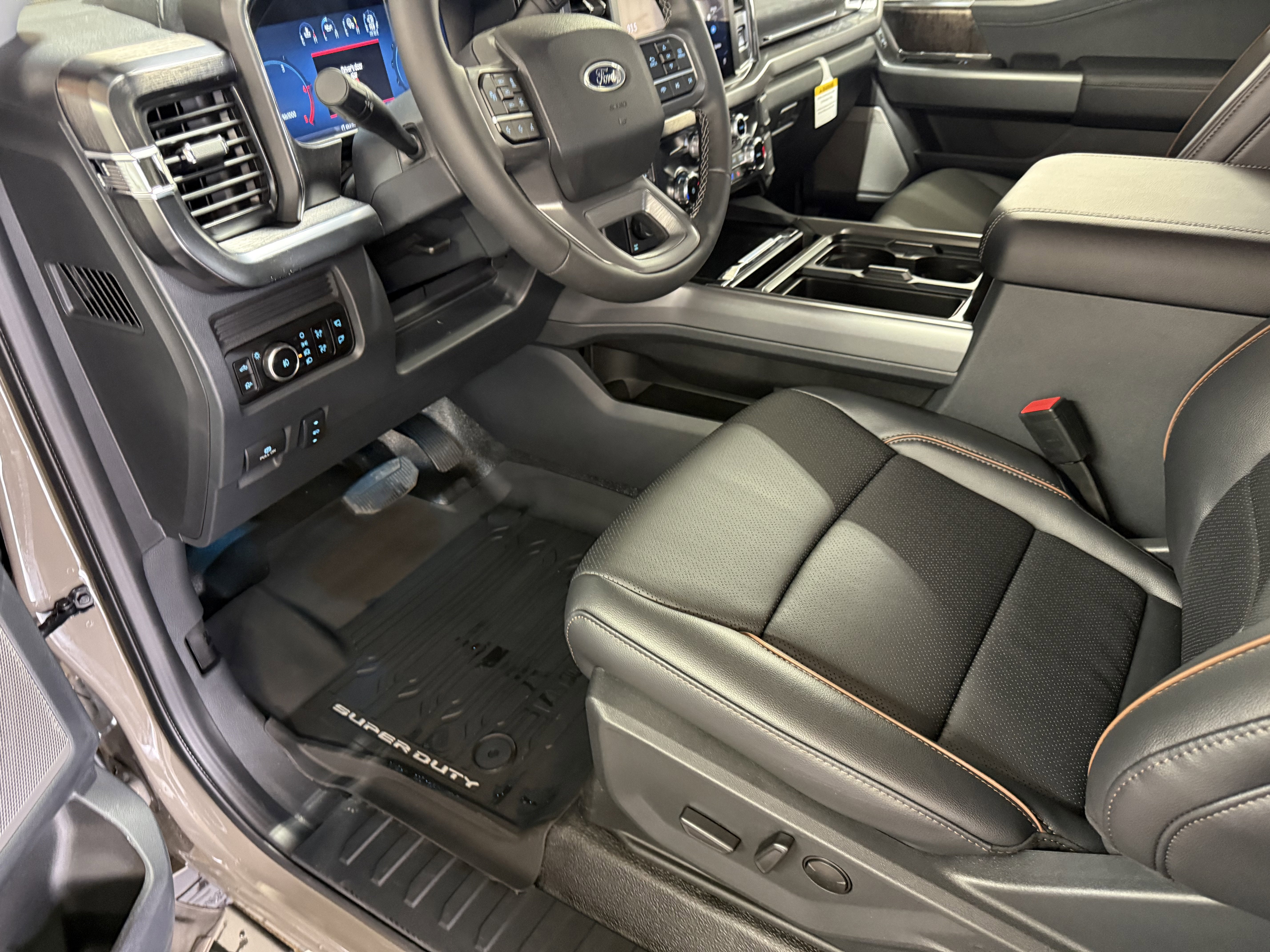 2026 Ford Super Duty F-250 SRW F-250® Lariat®