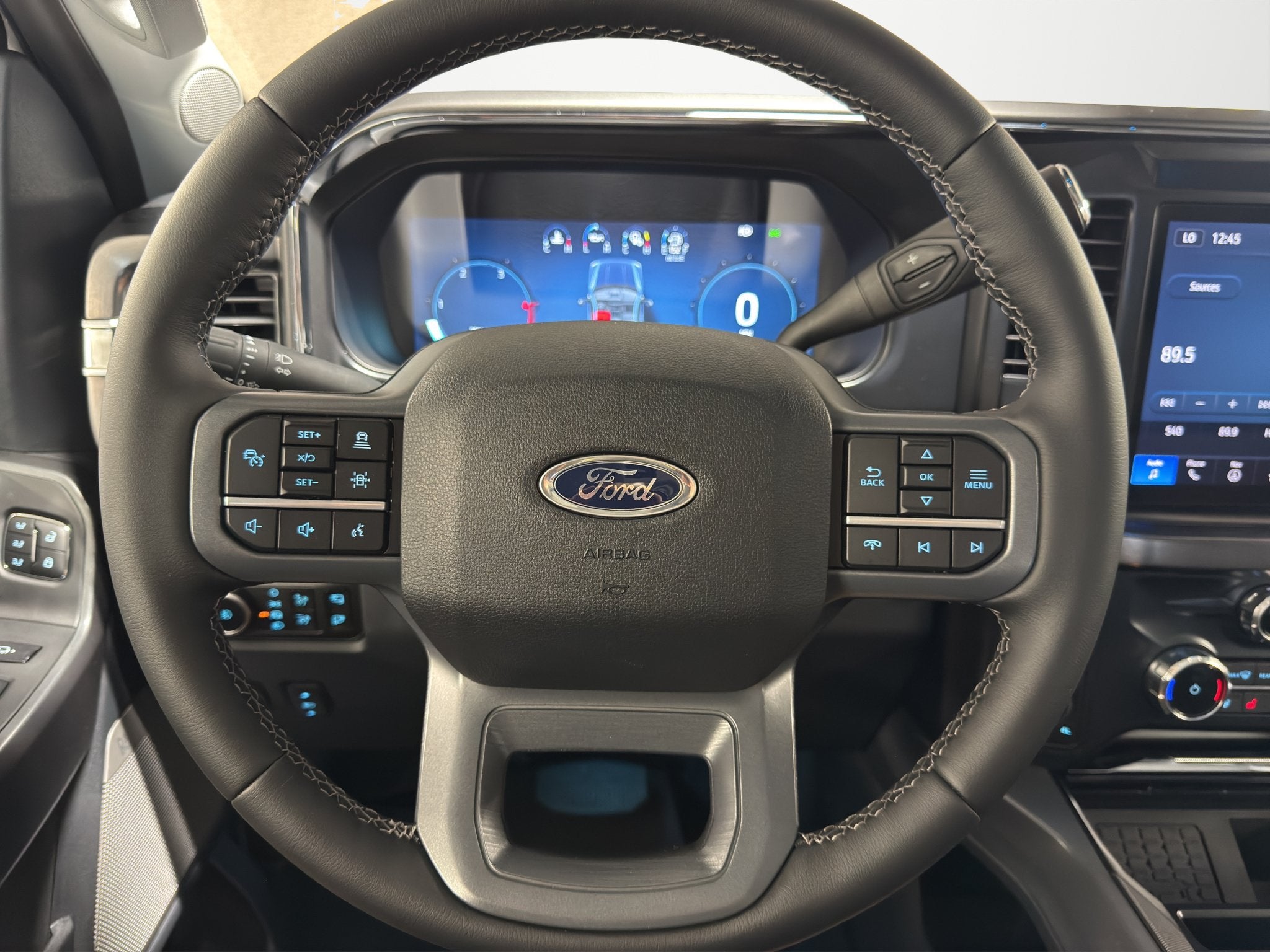 2026 Ford Super Duty F-350 SRW F-350® Lariat®