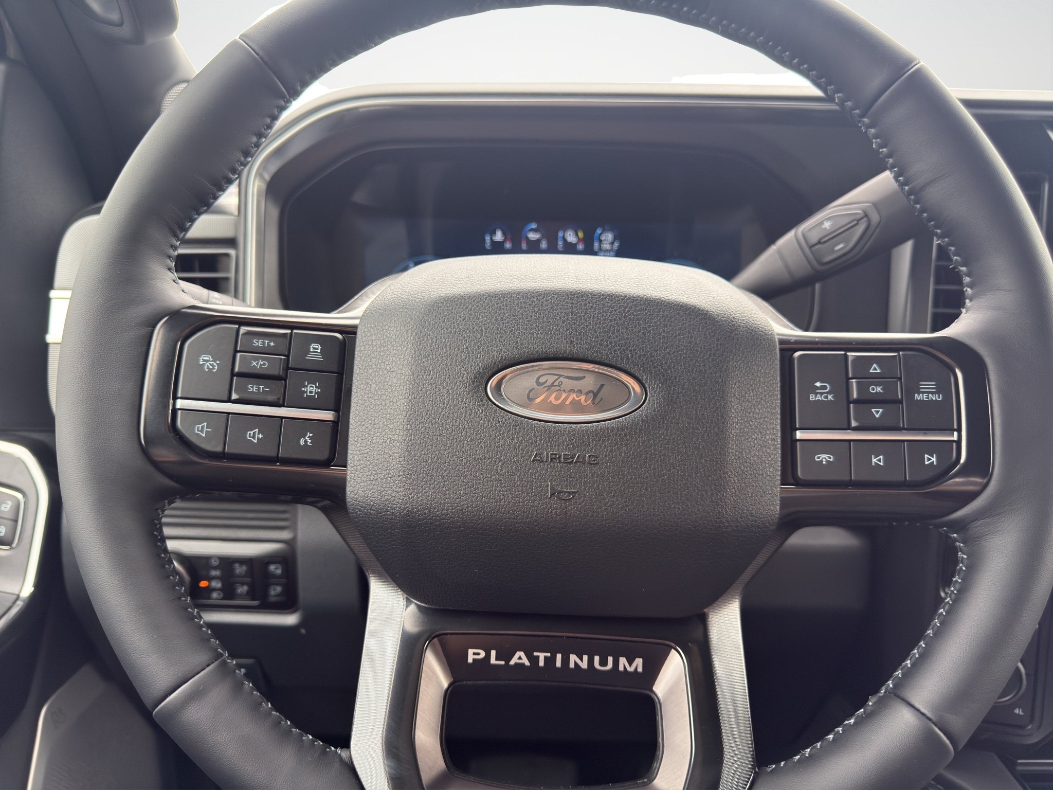 2026 Ford Super Duty F-350 SRW F-350® Platinum®