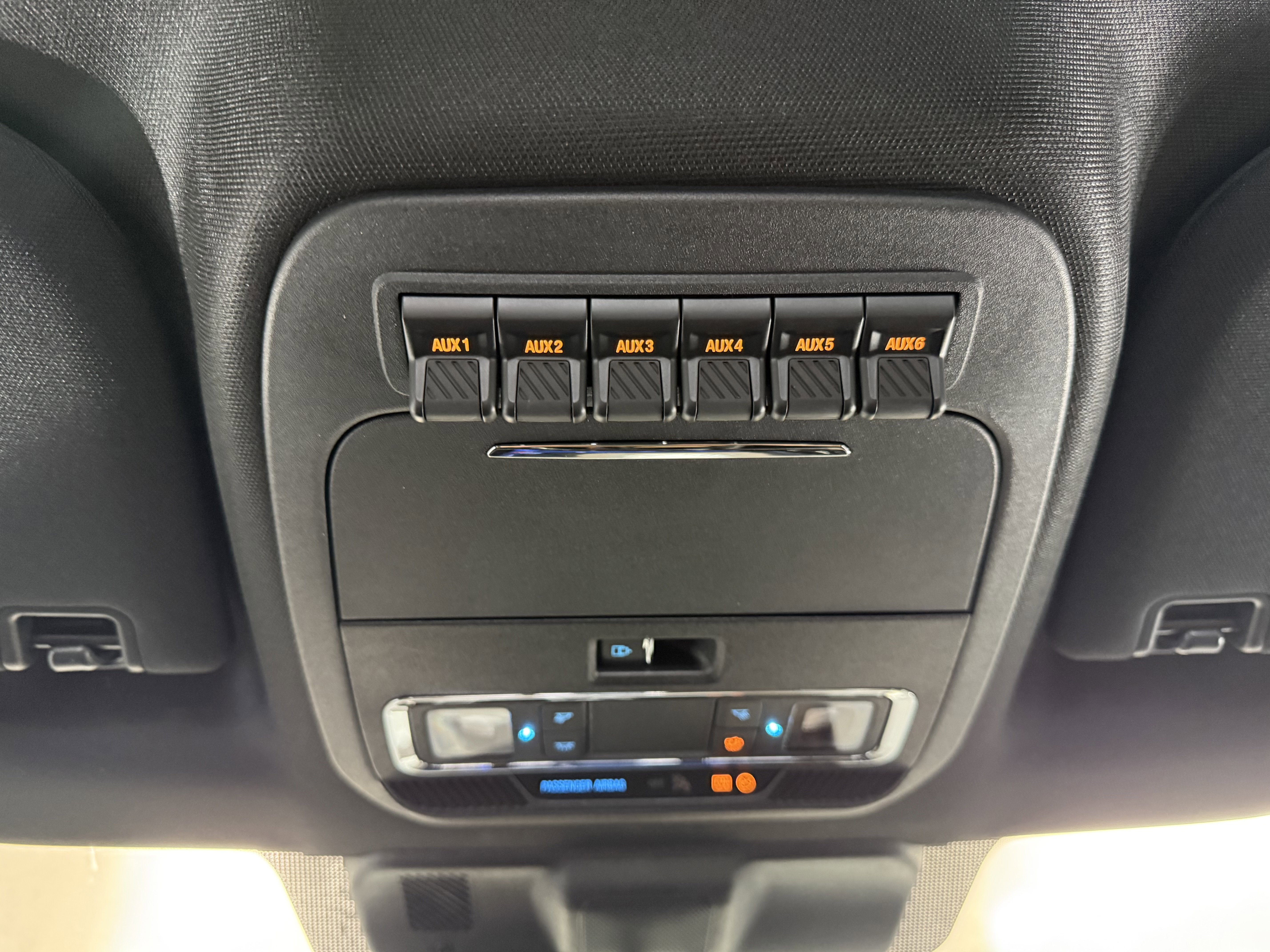 2026 Ford Super Duty F-350 SRW F-350® Lariat®