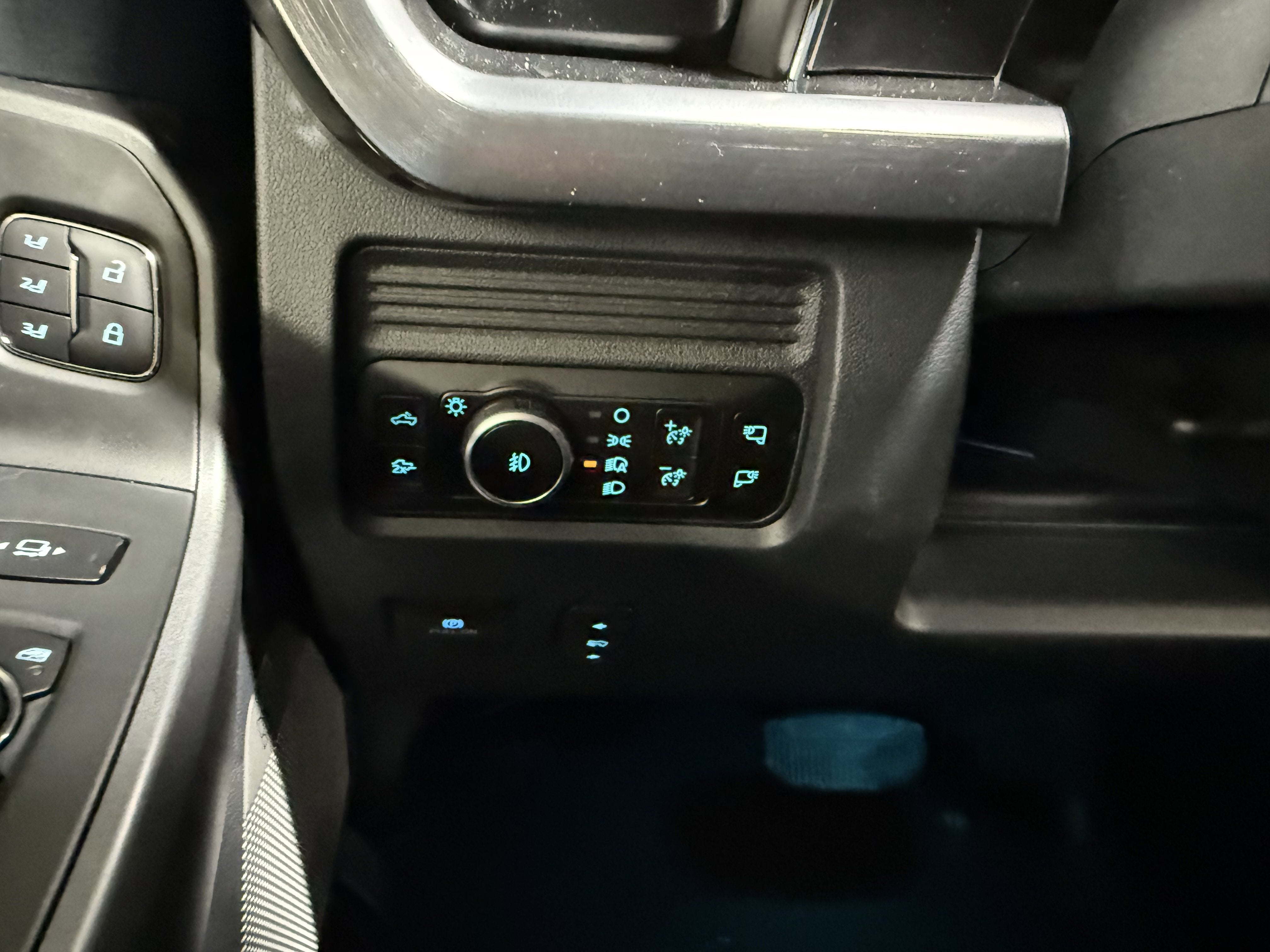 2026 Ford Super Duty F-350 SRW F-350® Lariat®