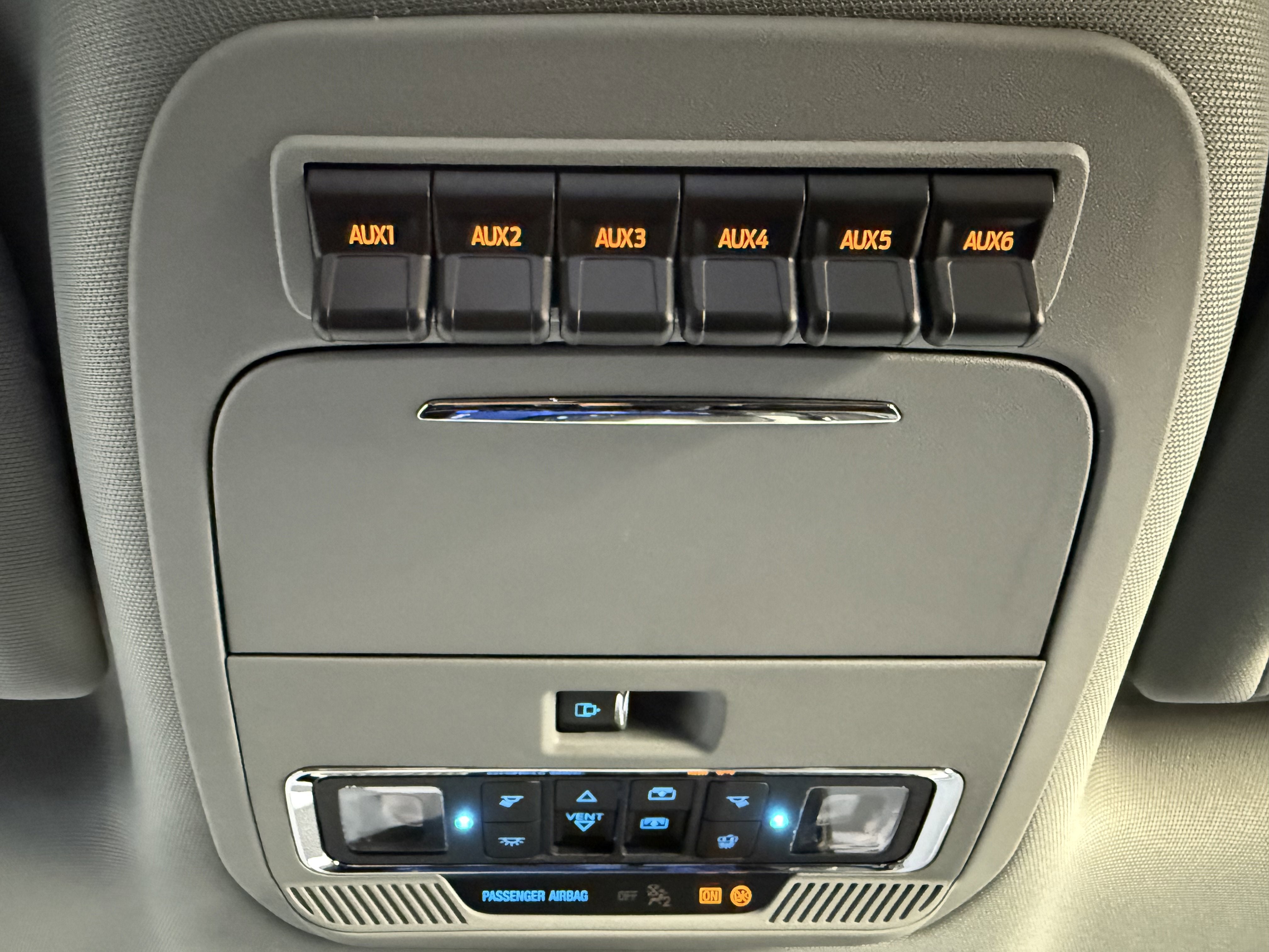 2026 Ford Super Duty F-350 SRW F-350® Lariat®