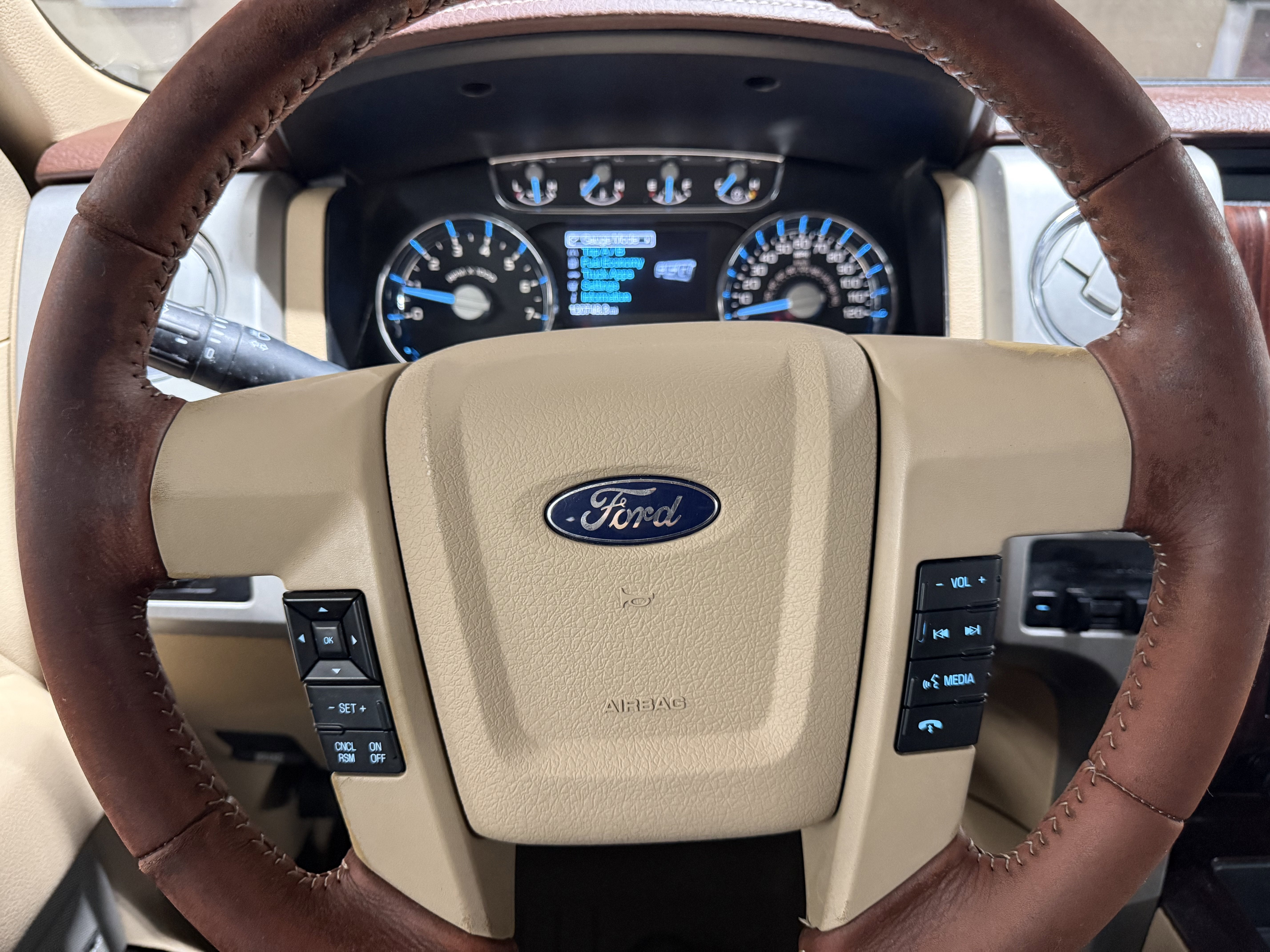 2011 Ford F-150 King