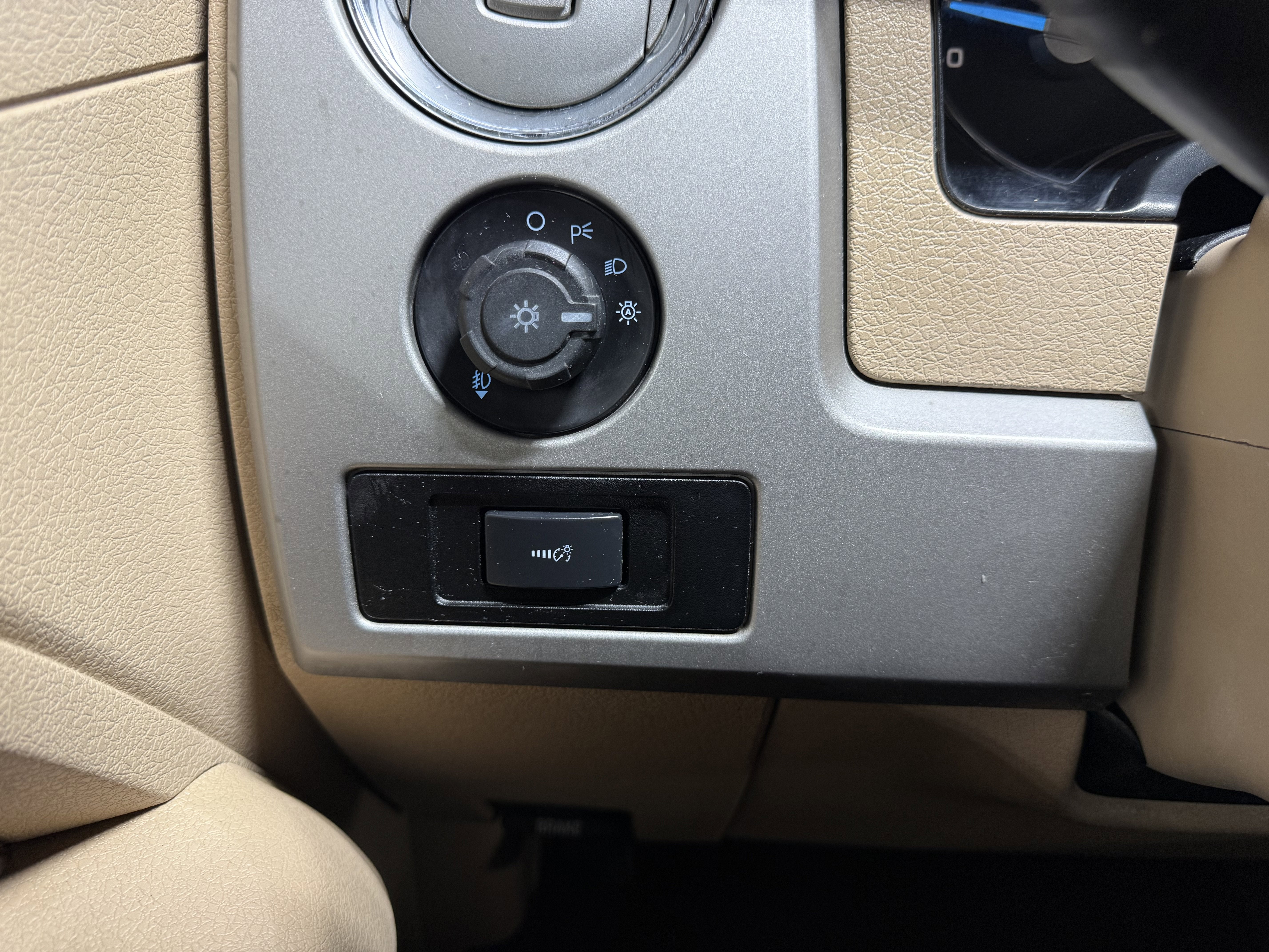 2011 Ford F-150 King