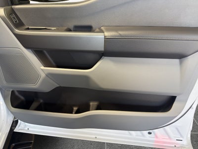 2027 Ford Super Duty F-350 SRW F-350® XLT