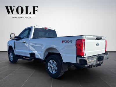 2027 Ford Super Duty F-350 SRW F-350® XLT