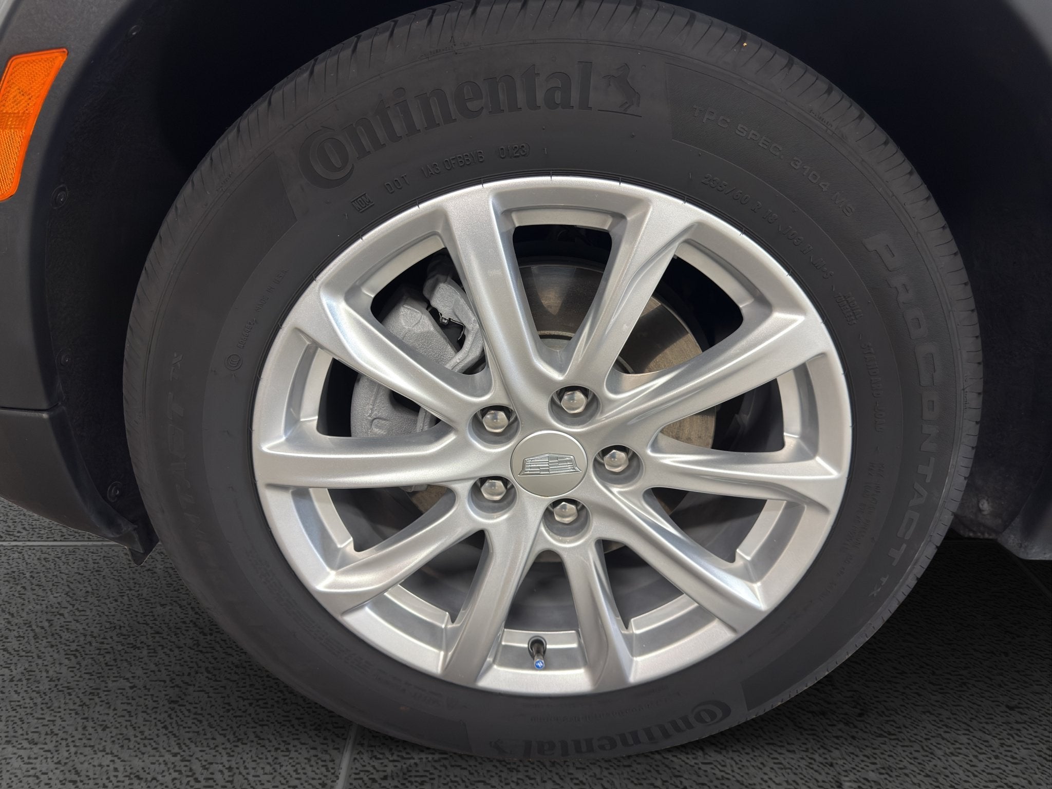 2023 Cadillac XT4 AWD Luxury