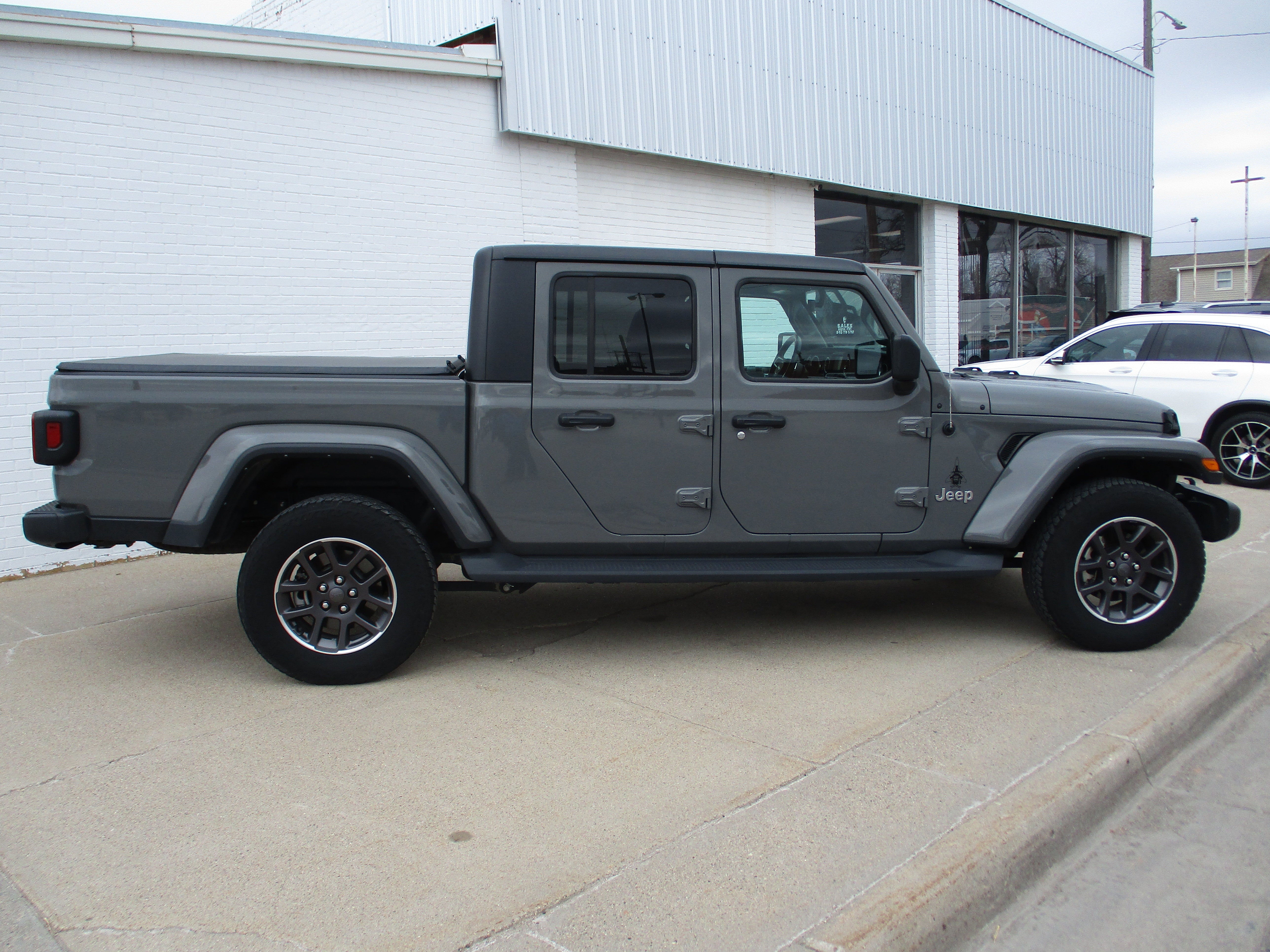 2021 Jeep Gladiator Overland