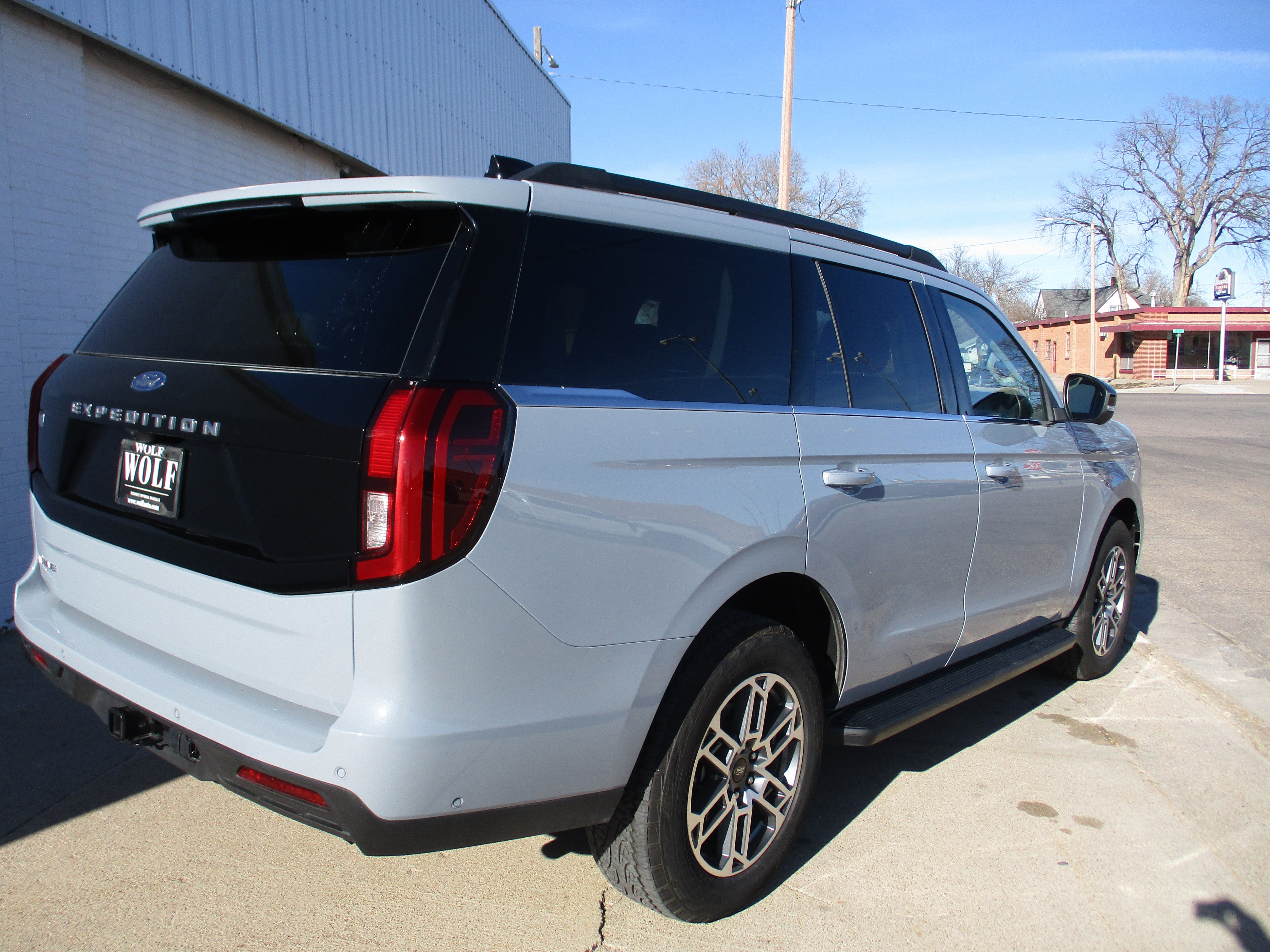 2025 Ford Expedition Active