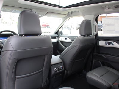 2026 Ford Explorer Active w/200A Pkg