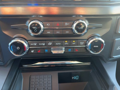 2027 Ford Super Duty F-250 SRW LARIAT