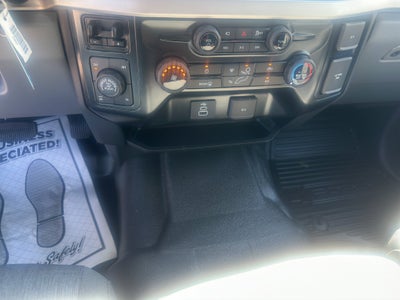 2027 Ford Super Duty F-350 SRW XL