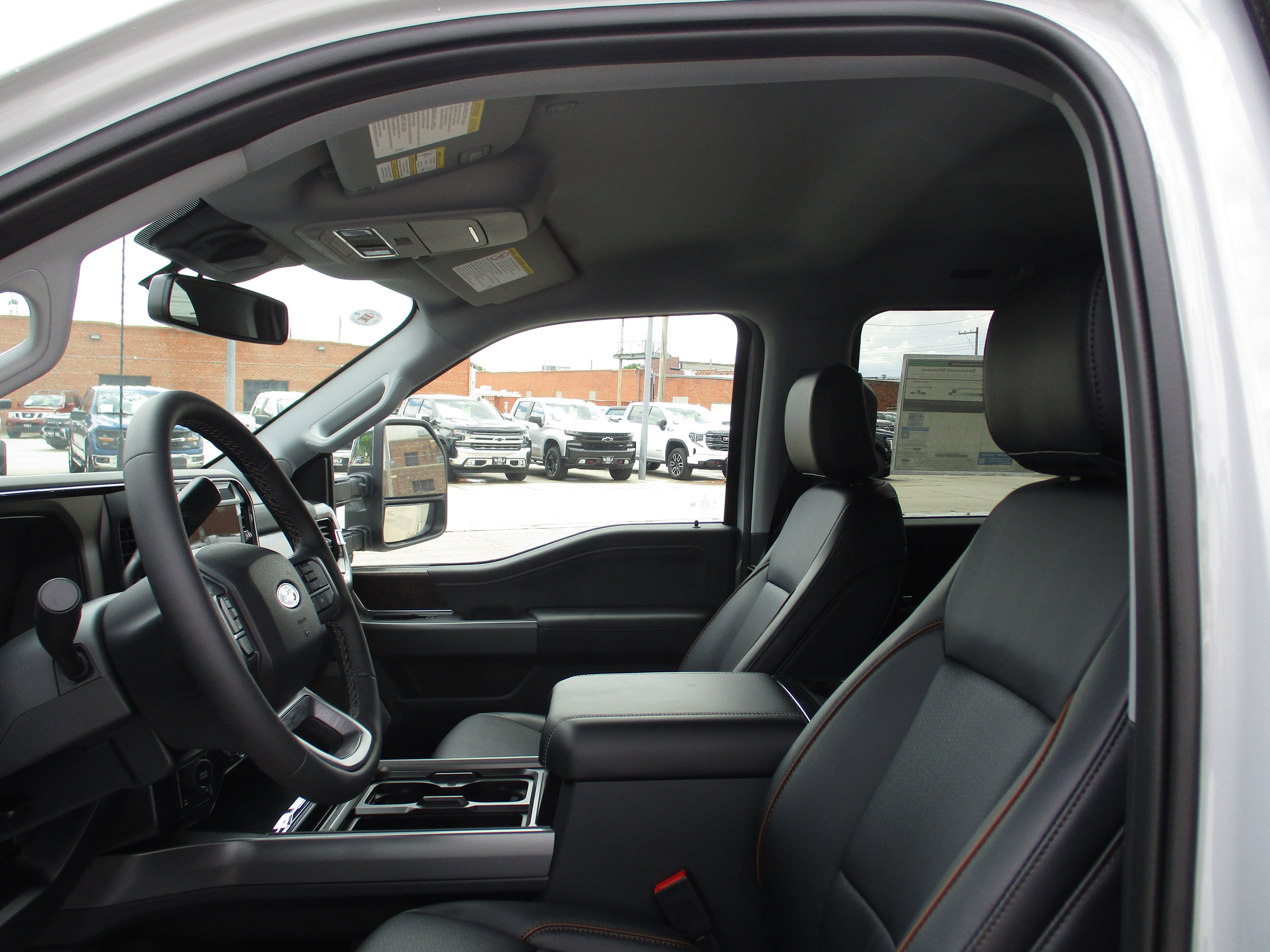 2026 Ford Super Duty F-350 SRW LARIAT
