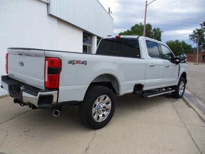 2026 Ford Super Duty F-350 SRW LARIAT