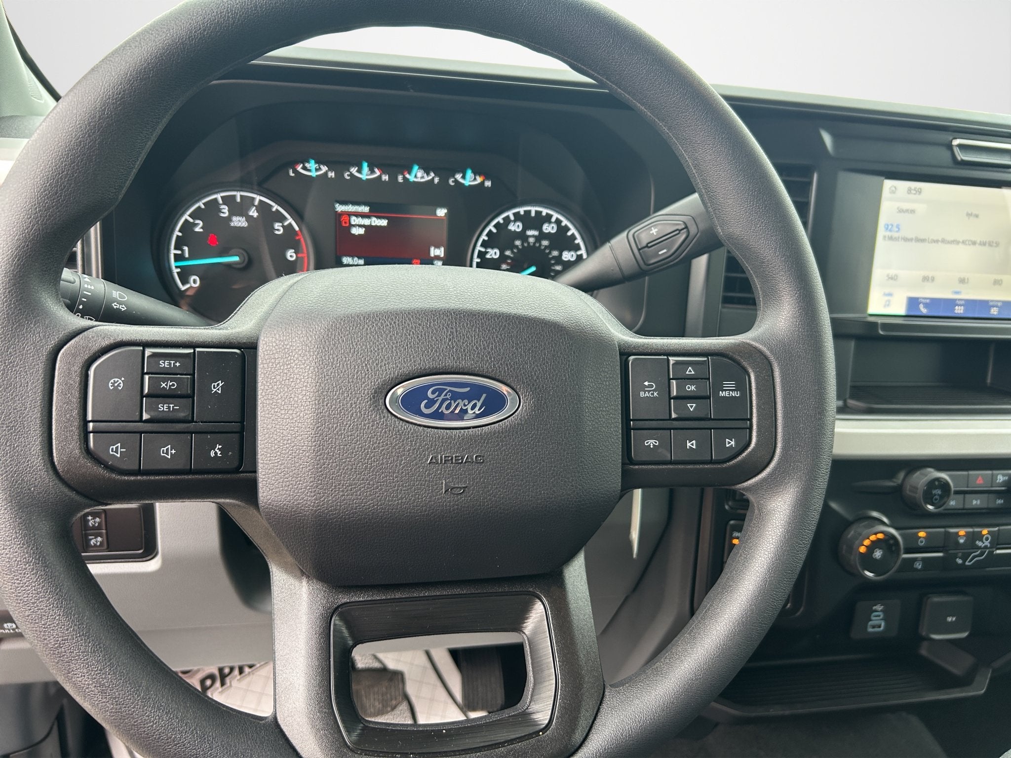 2026 Ford Super Duty F-350 SRW XLT