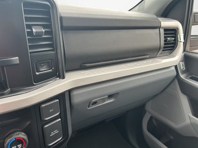 2026 Ford Super Duty F-350 SRW XLT