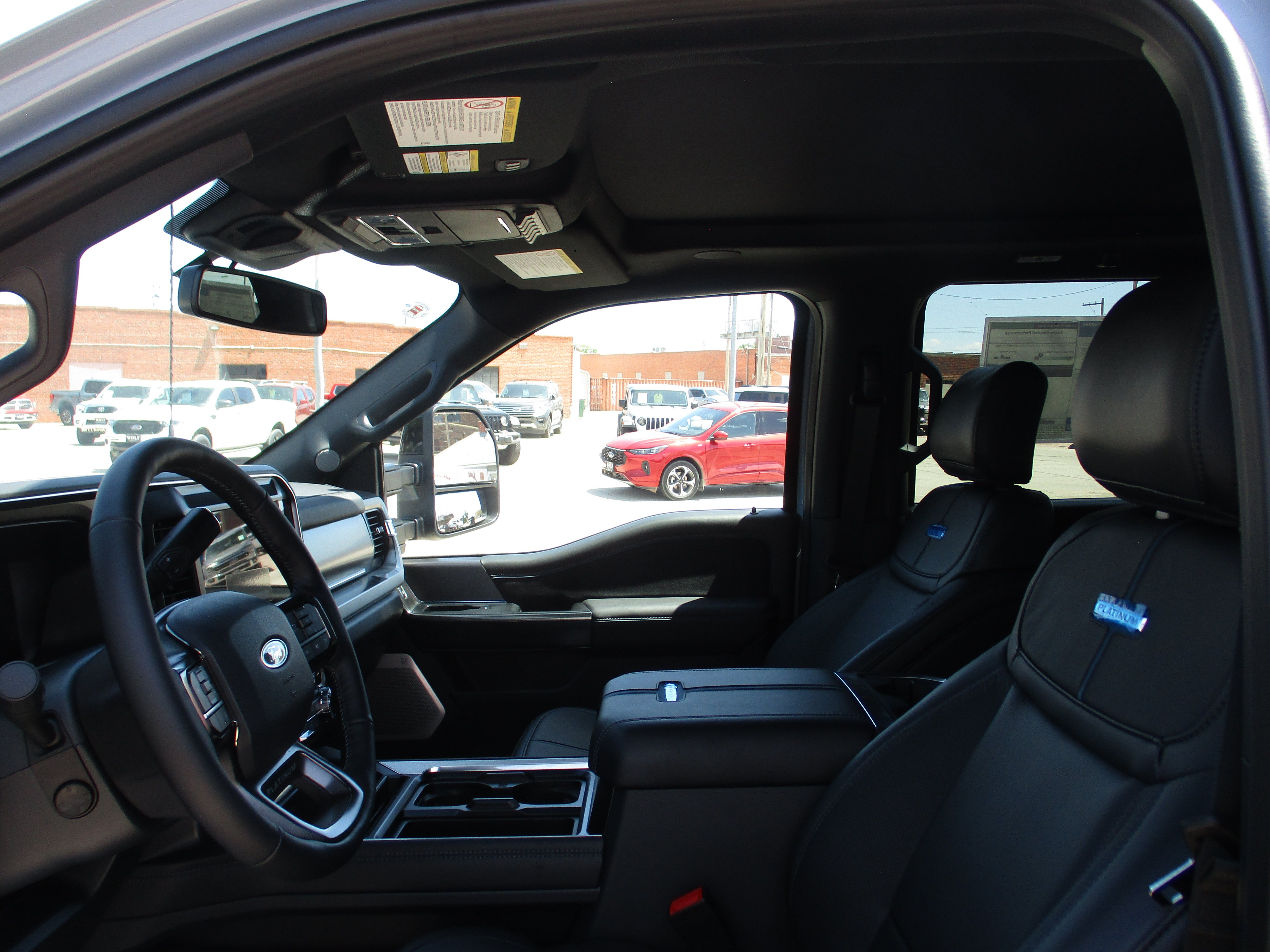 2026 Ford Super Duty F-350 SRW Platinum