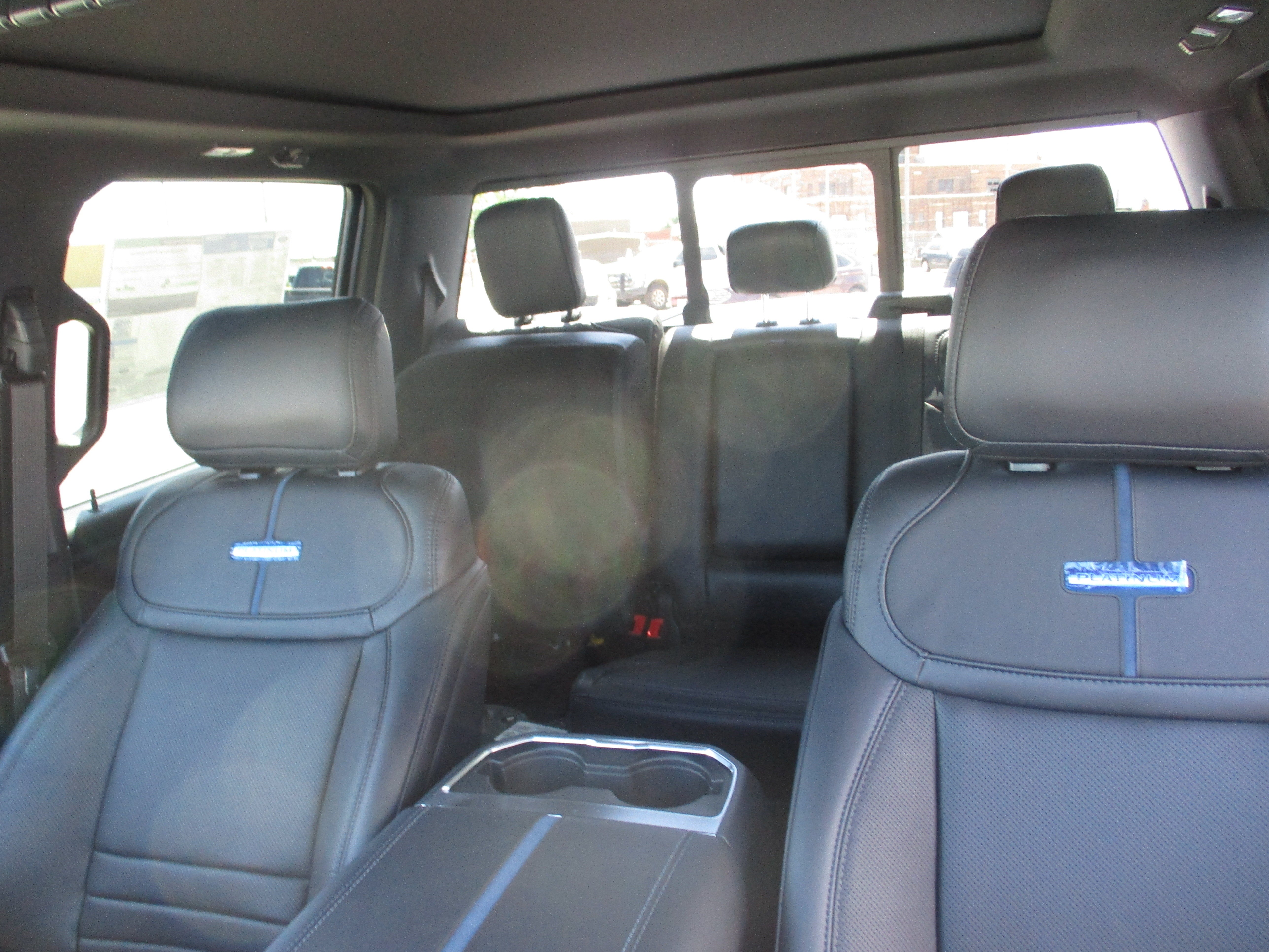 2026 Ford Super Duty F-350 SRW Platinum