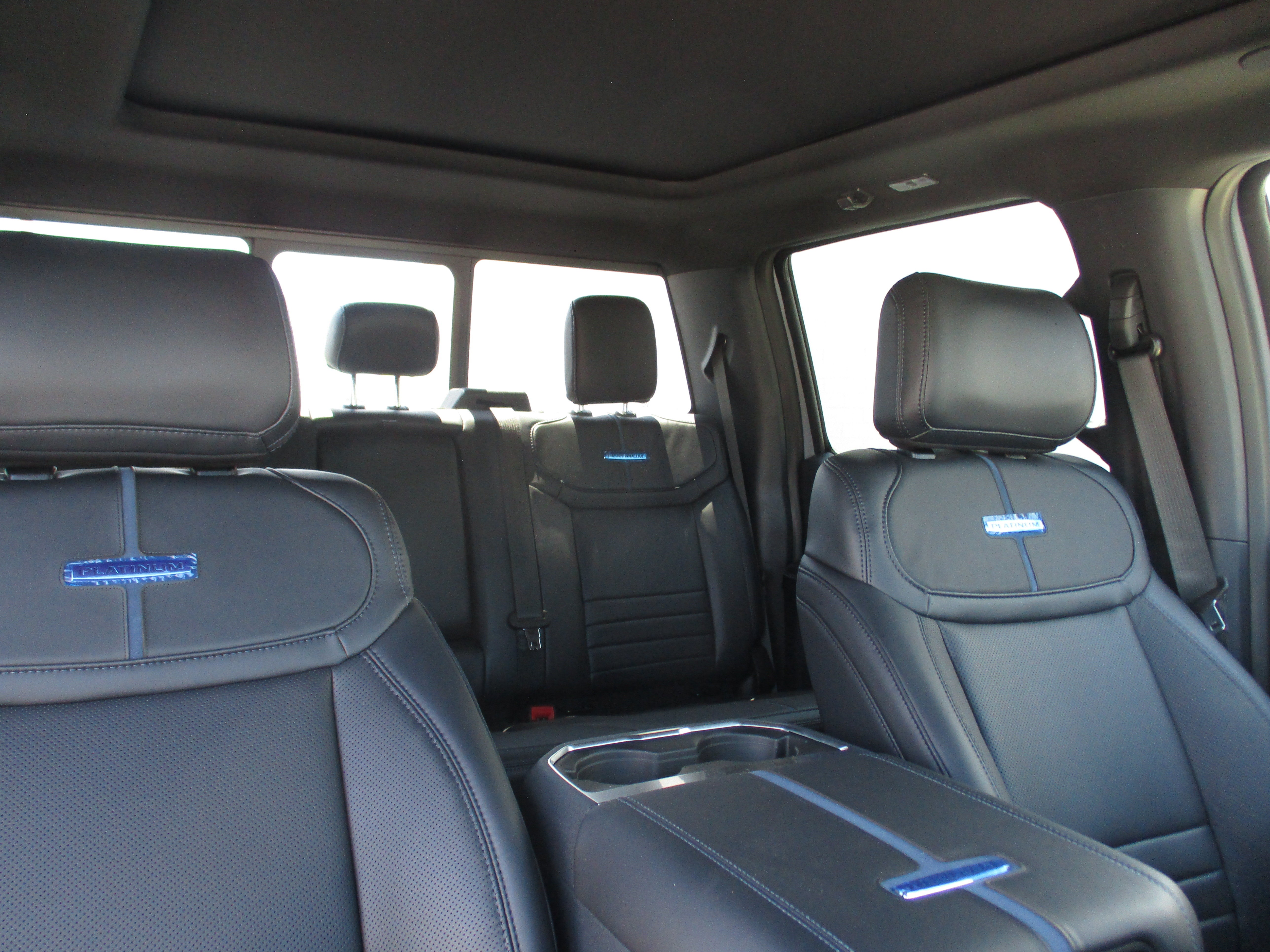 2026 Ford Super Duty F-350 SRW Platinum