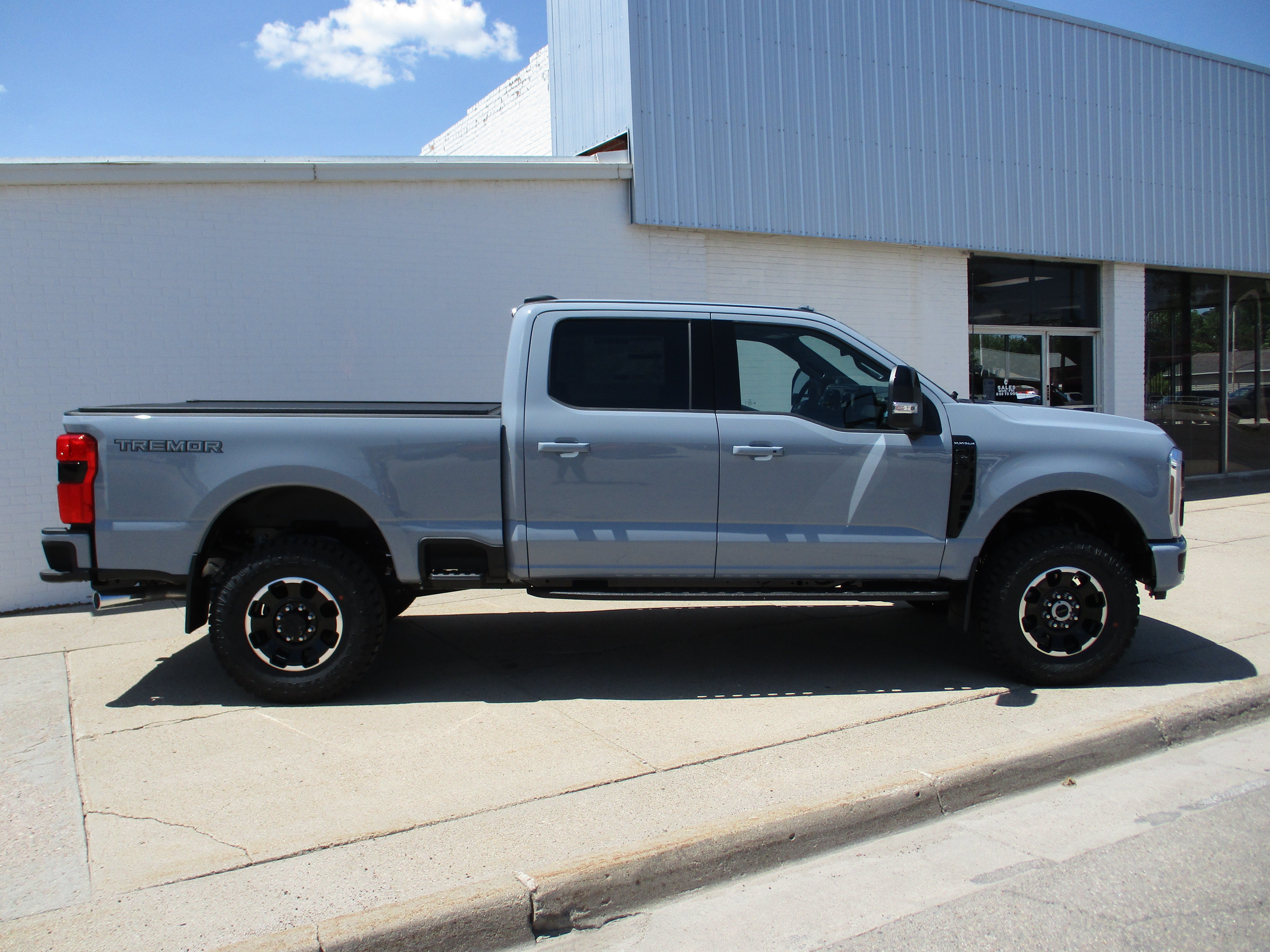 2026 Ford Super Duty F-350 SRW Platinum