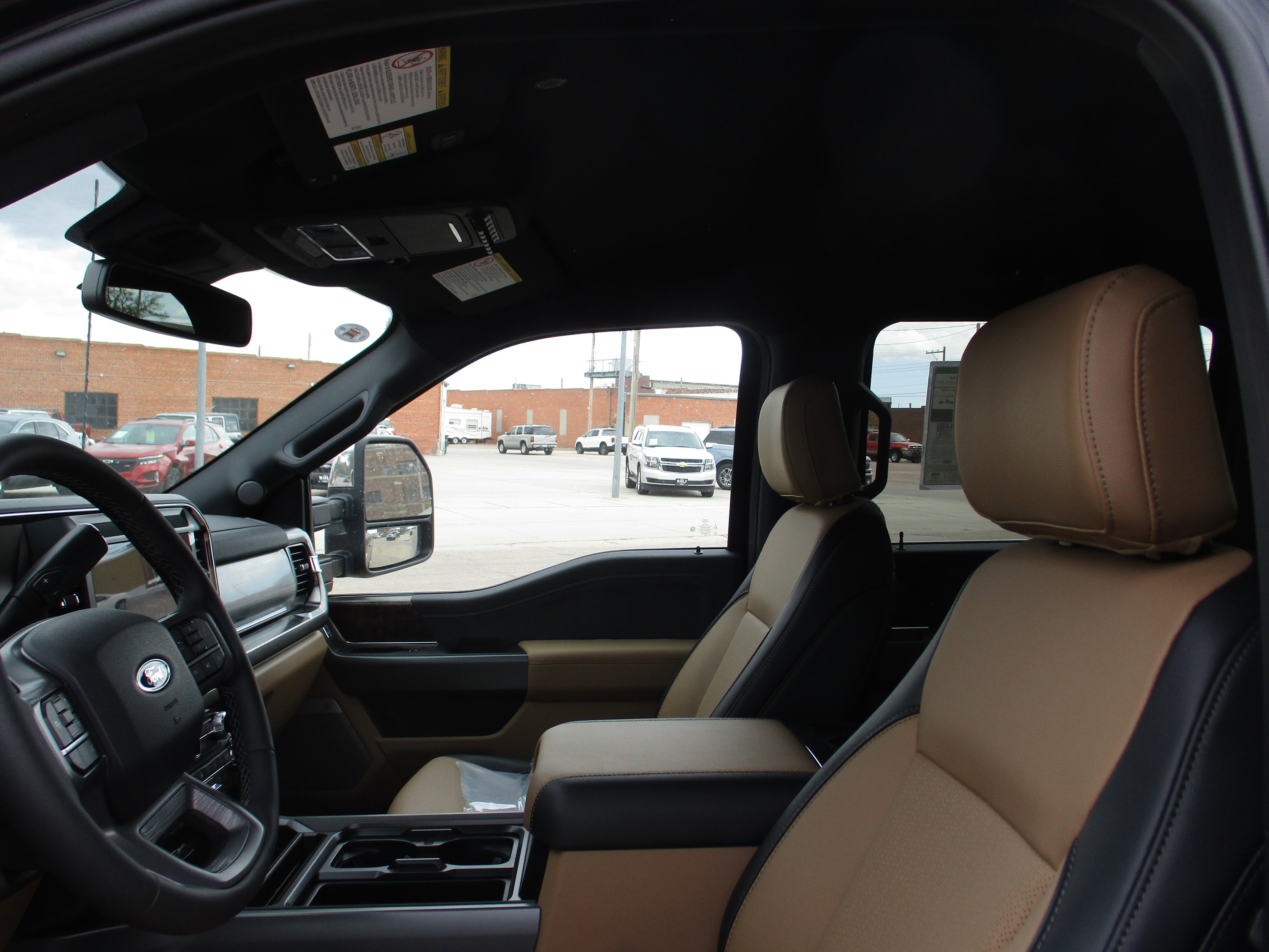 2026 Ford Super Duty F-350 SRW LARIAT