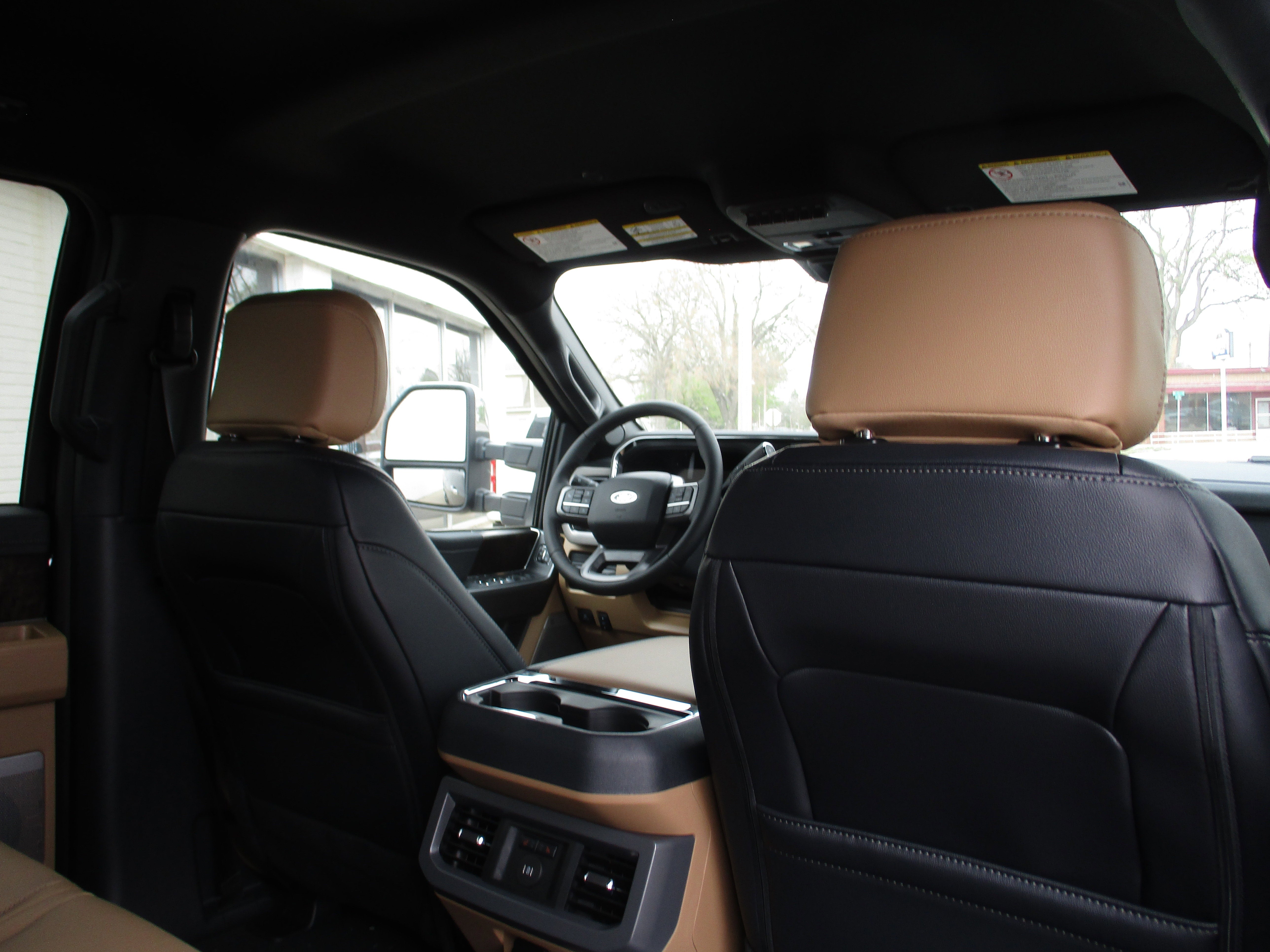 2026 Ford Super Duty F-350 SRW LARIAT