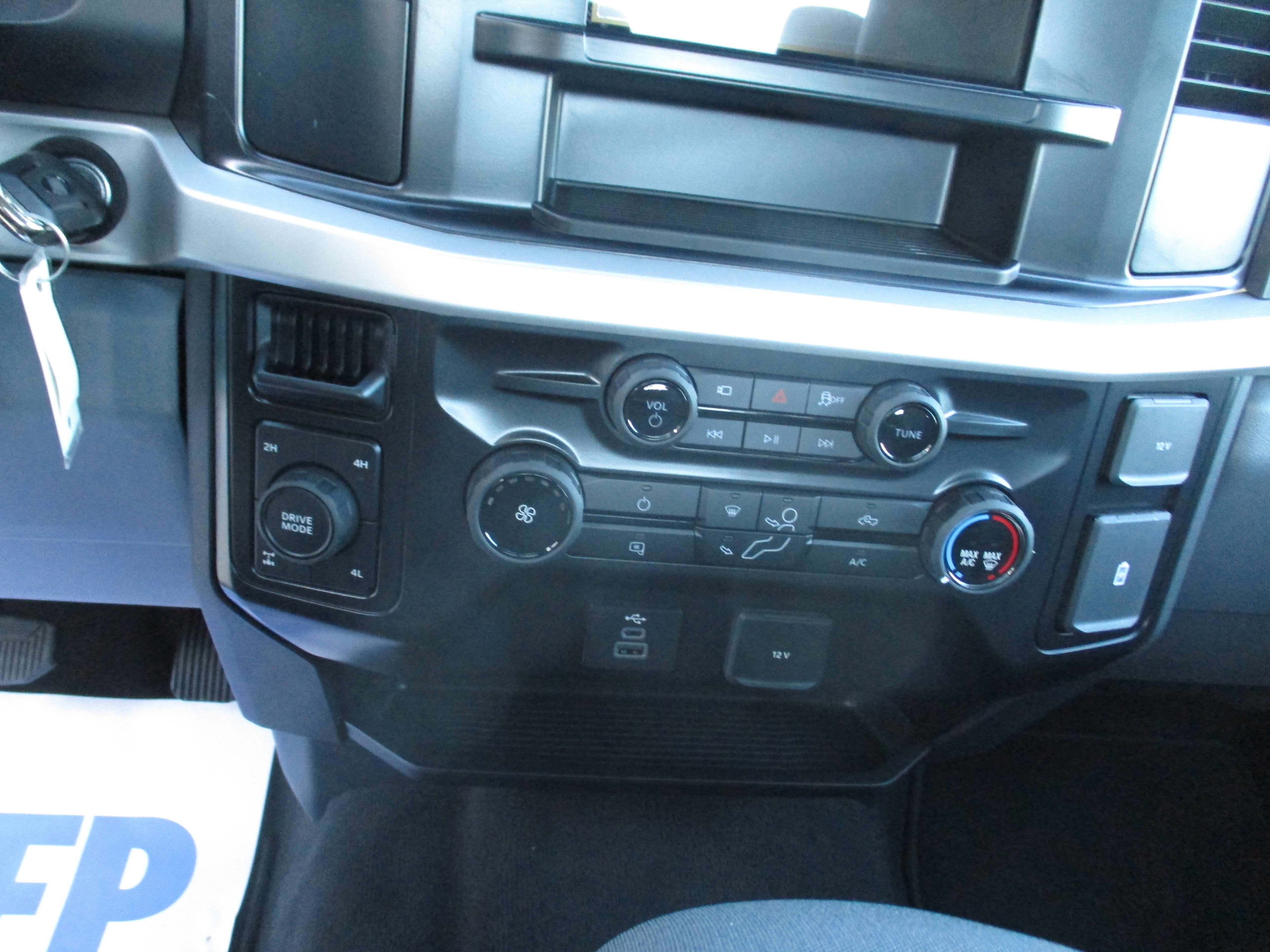 2025 Ford Super Duty F-350 SRW F-350® XL