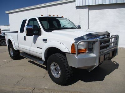2001 Ford Super Duty F-250 Lariat