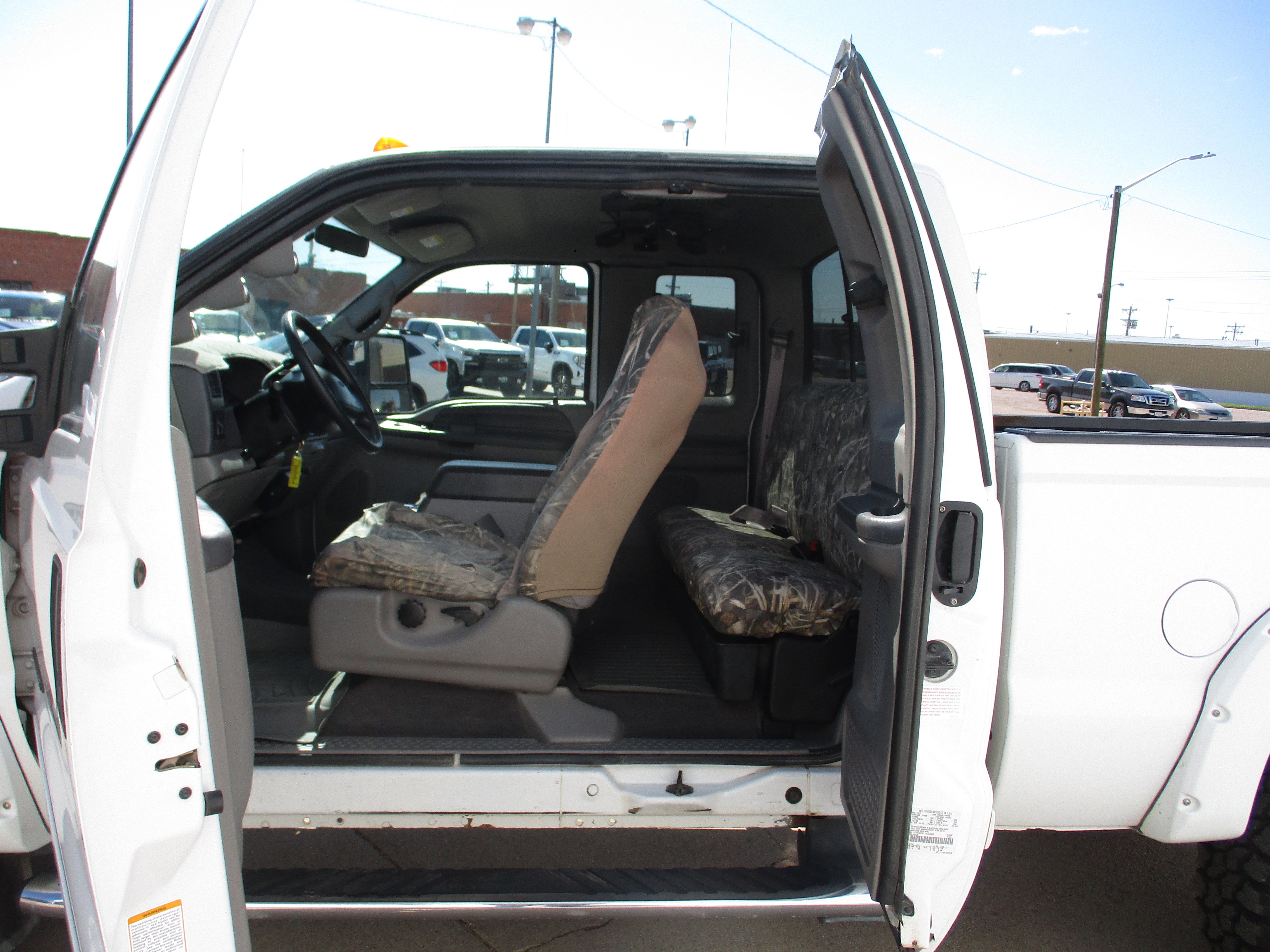 2001 Ford Super Duty F-250 Lariat
