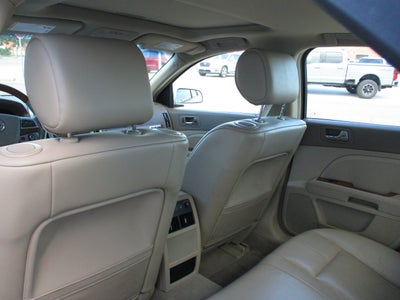 2011 Cadillac STS AWD w/1SB