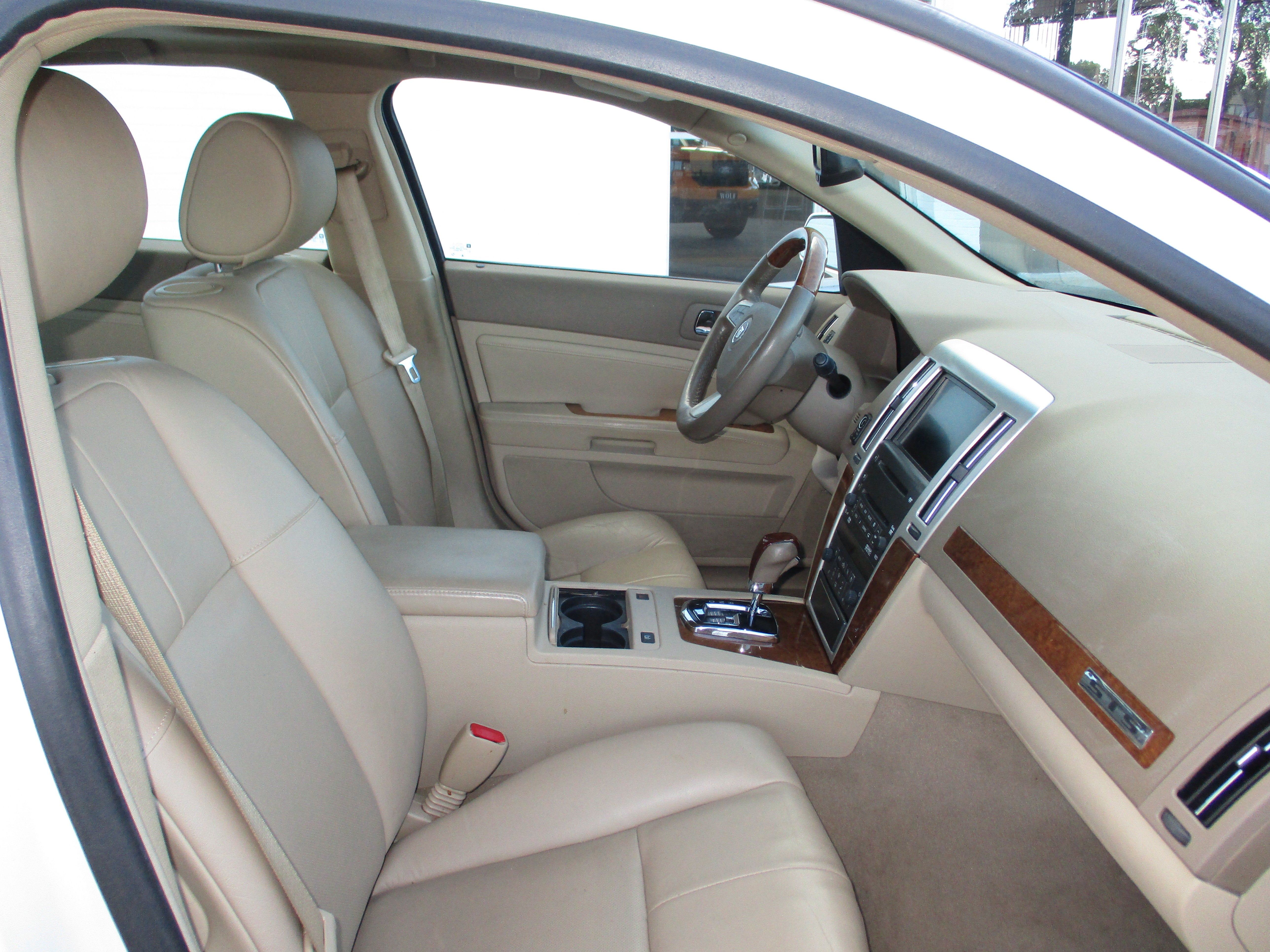 2011 Cadillac STS AWD w/1SB