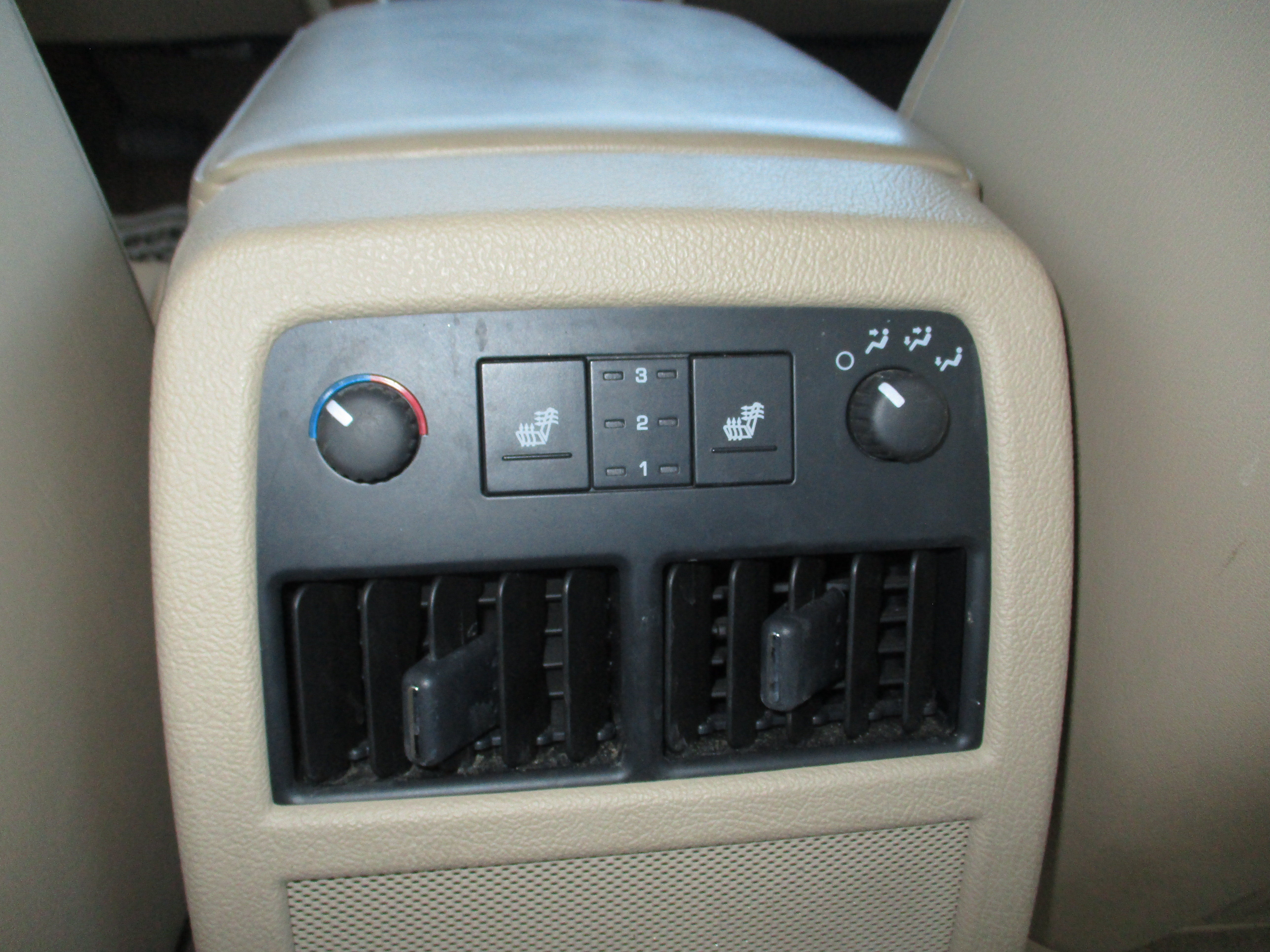 2011 Cadillac STS AWD w/1SB