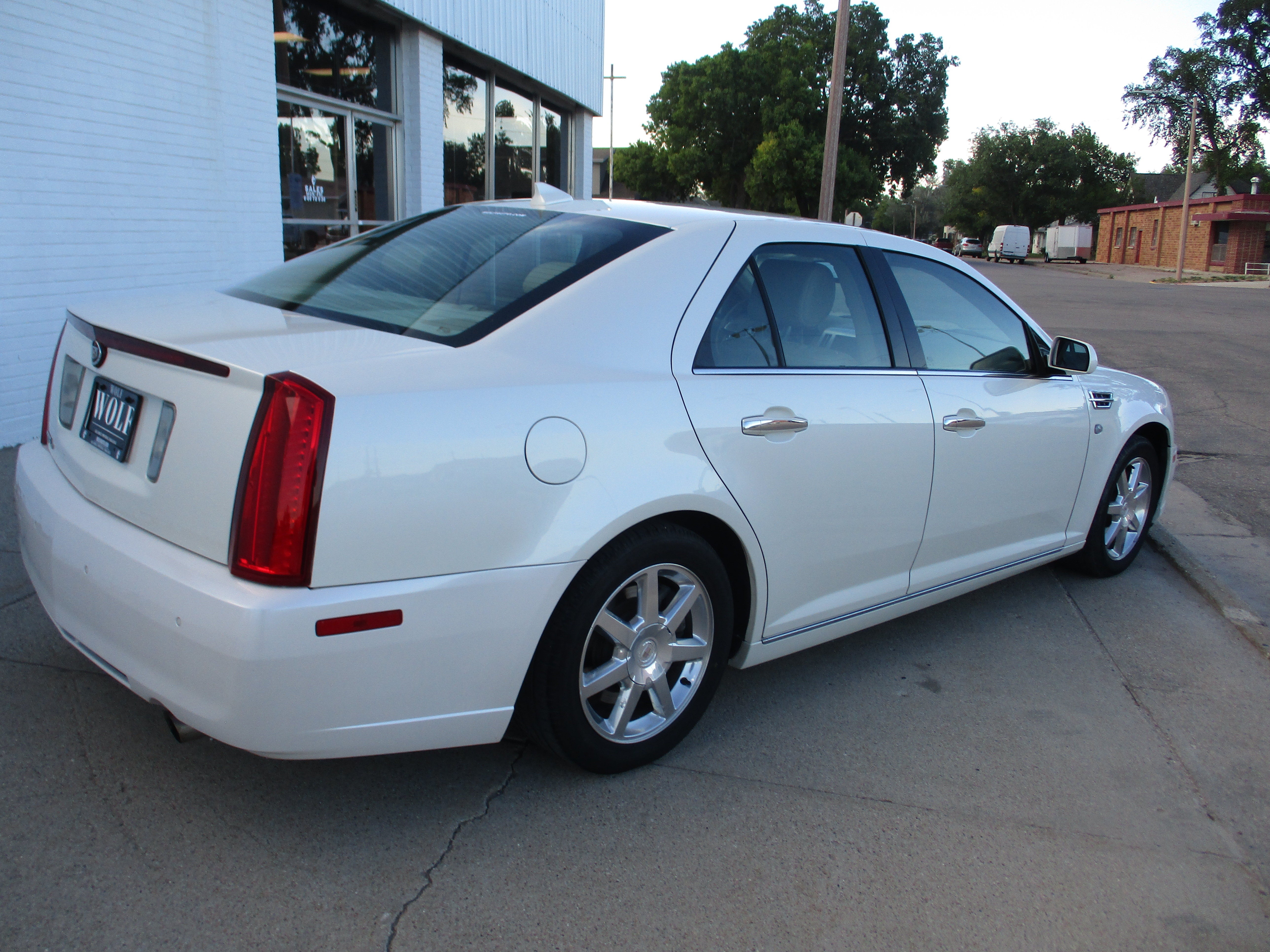 2011 Cadillac STS AWD w/1SB