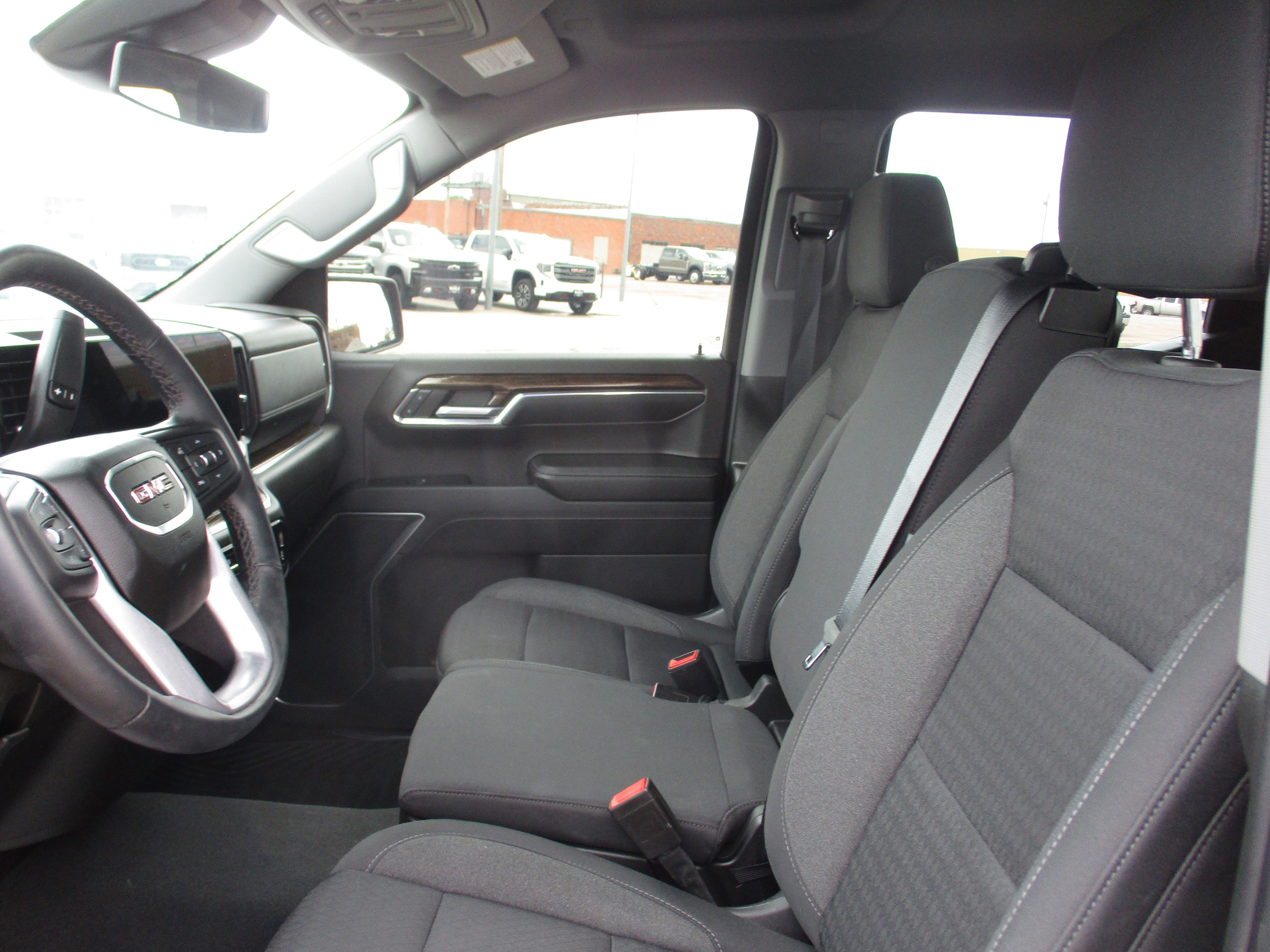 2023 GMC Sierra 1500 SLE
