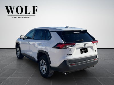 2022 Toyota RAV4 LE