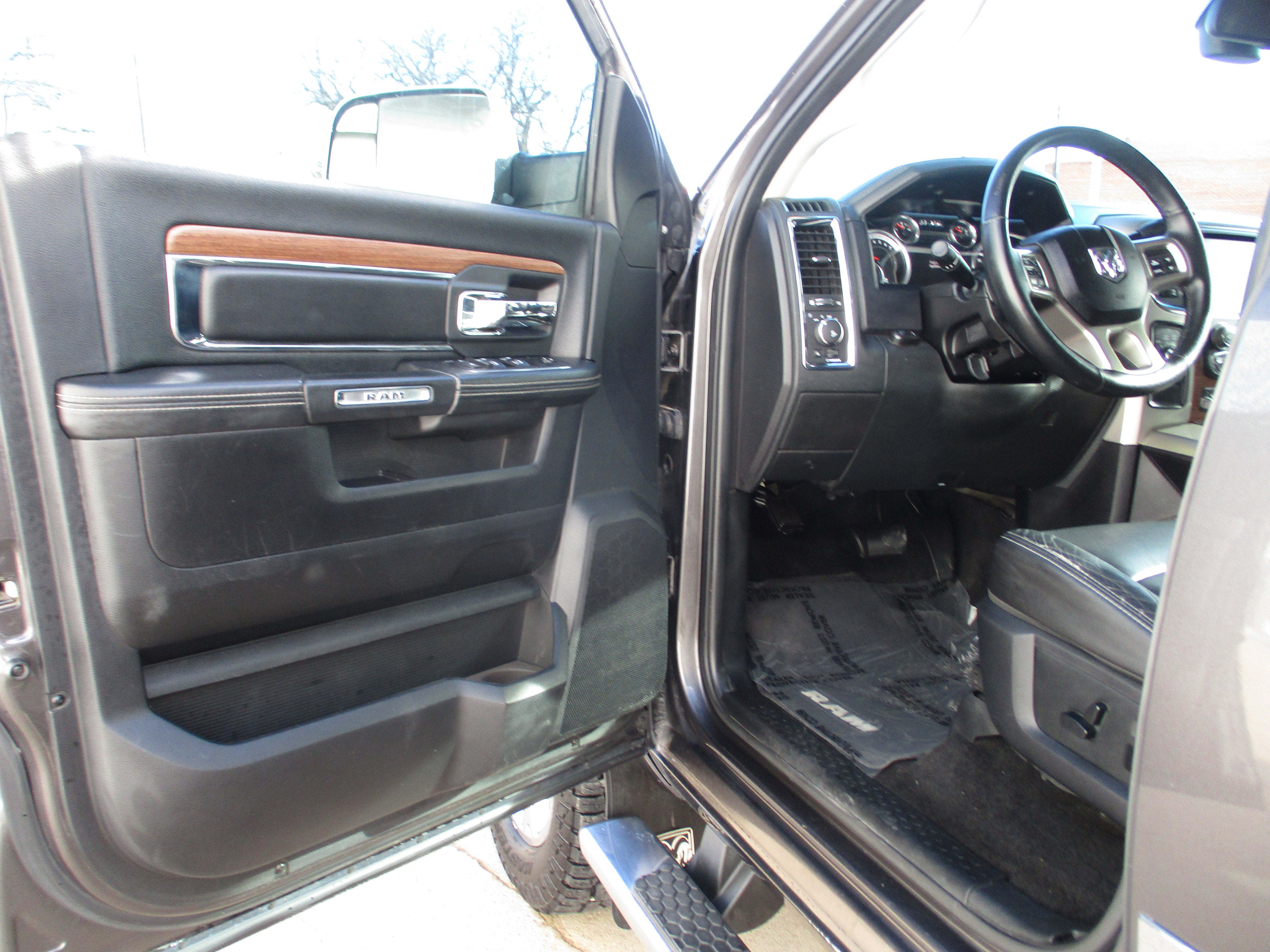 2014 RAM 2500 Laramie