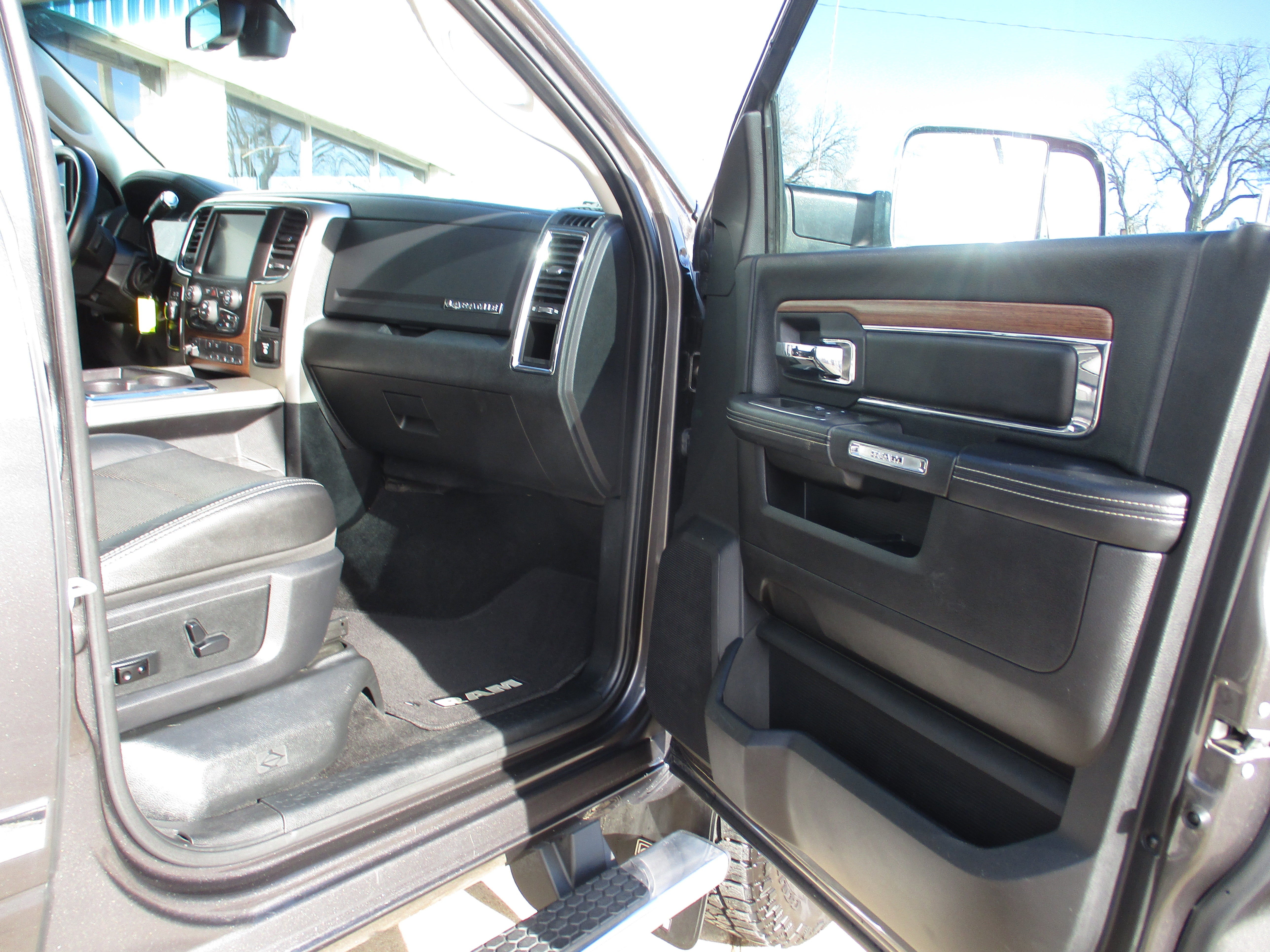 2014 RAM 2500 Laramie