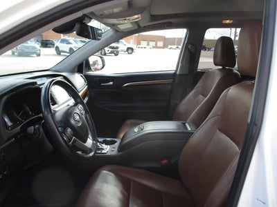 2019 Toyota Highlander Limited Platinum