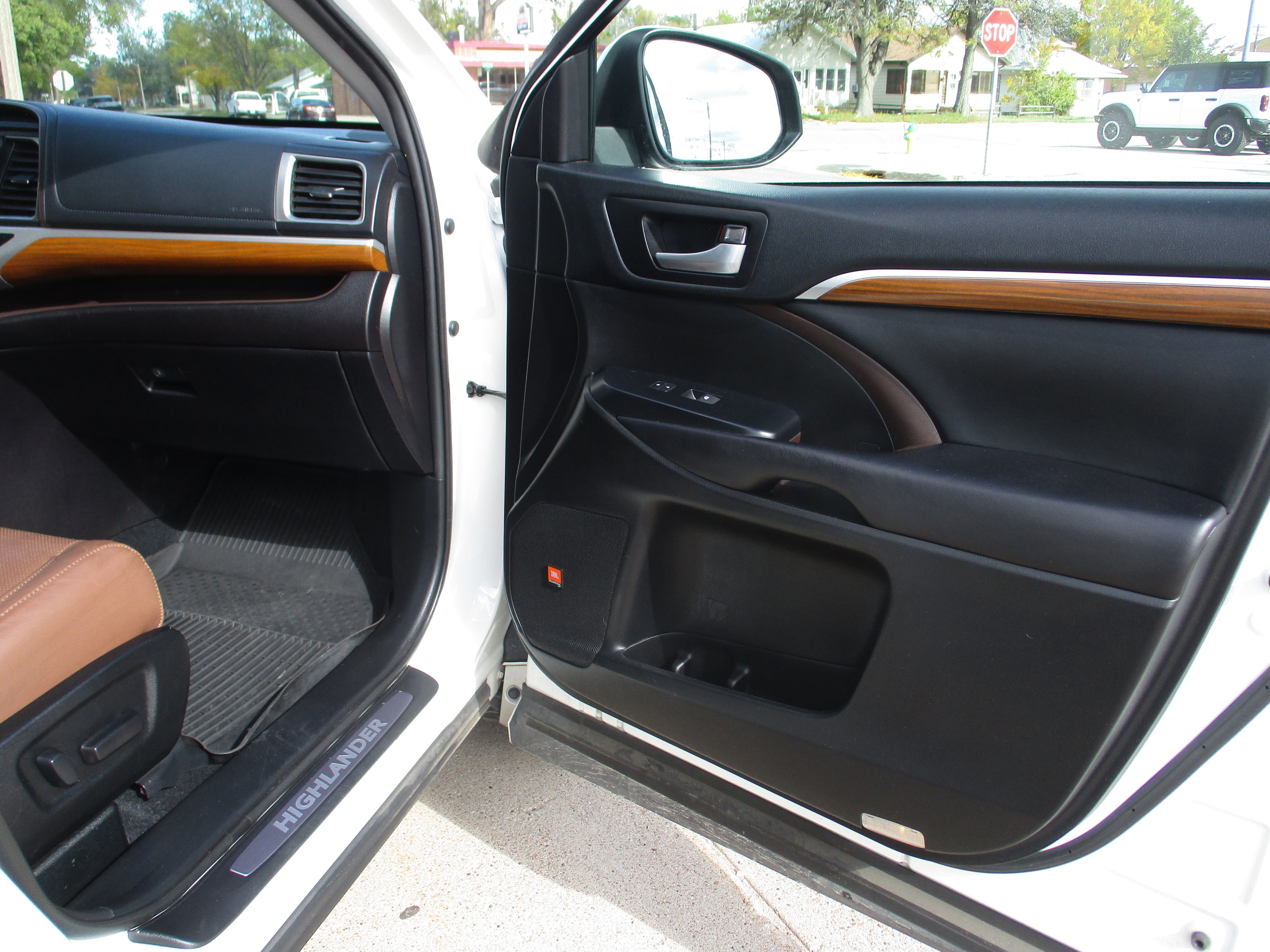 2019 Toyota Highlander Limited Platinum