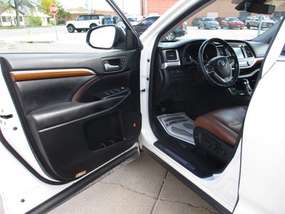 2019 Toyota Highlander Limited Platinum