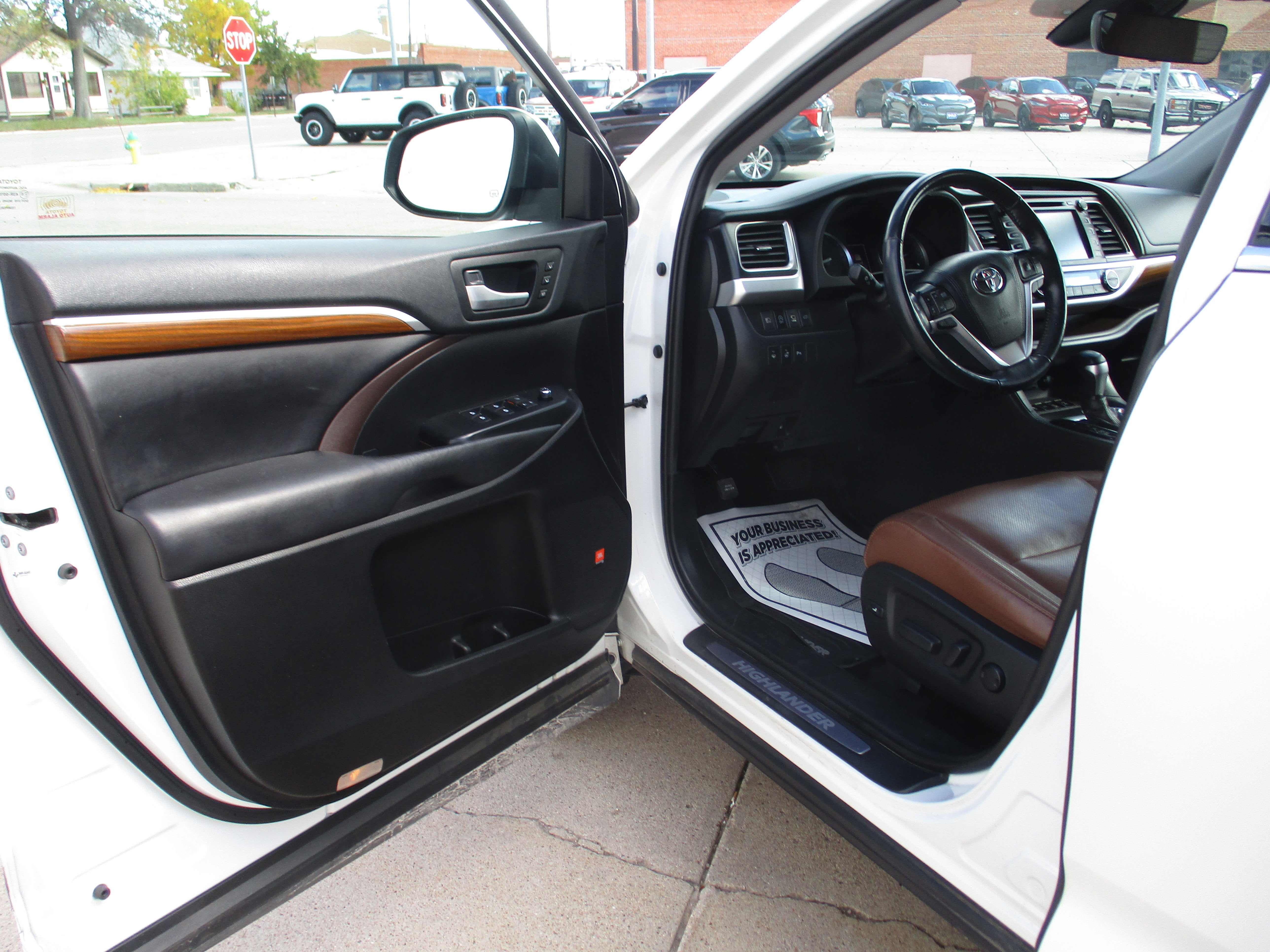 2019 Toyota Highlander Limited Platinum