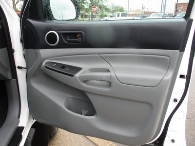 2013 Toyota Tacoma 4WD Access Cab I4 MT (Natl)